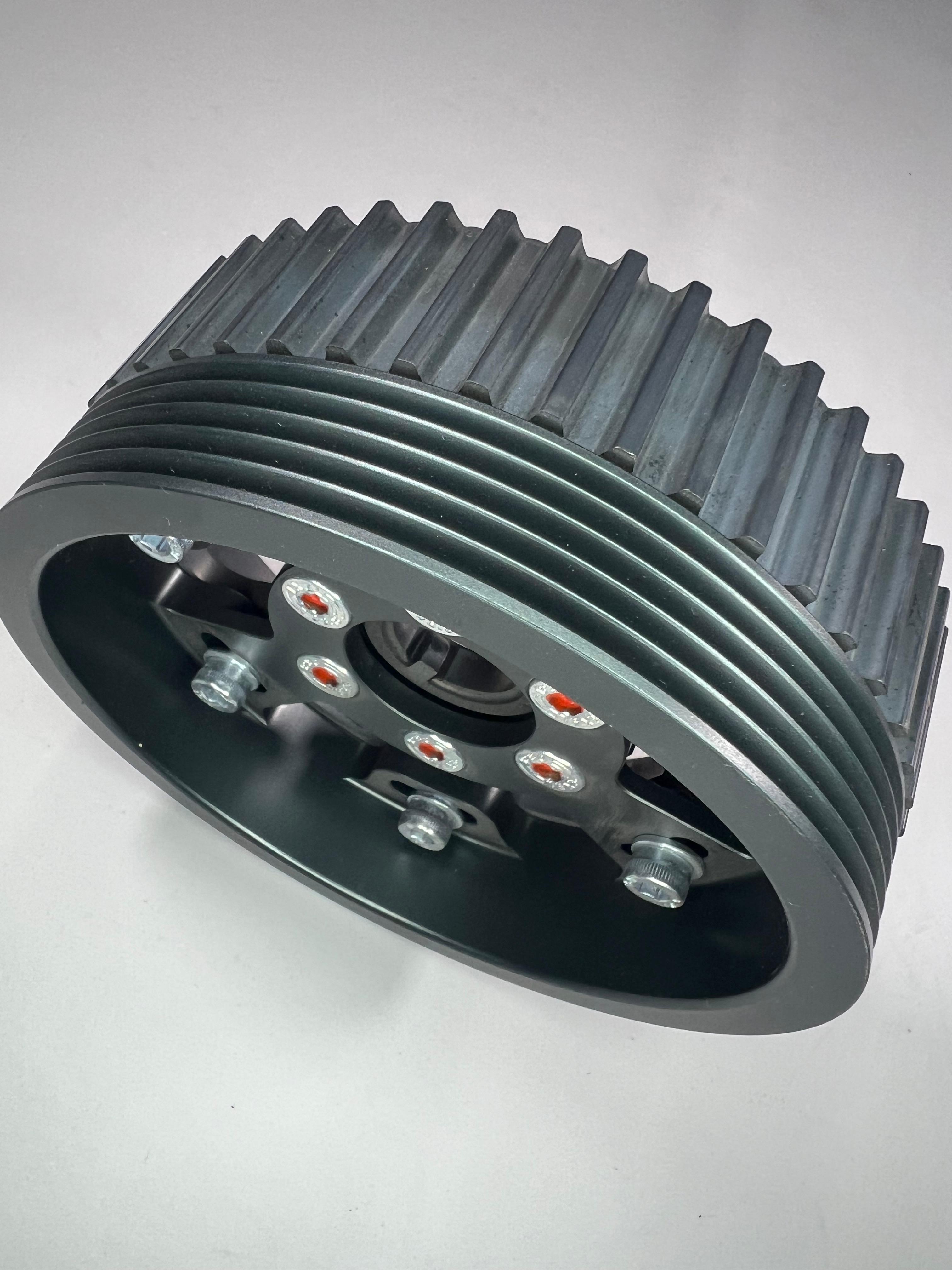 Verstellbares Nockenwellenrad für die 16VG60 Motoren mit 5PK Flachriemenrad zum Generator