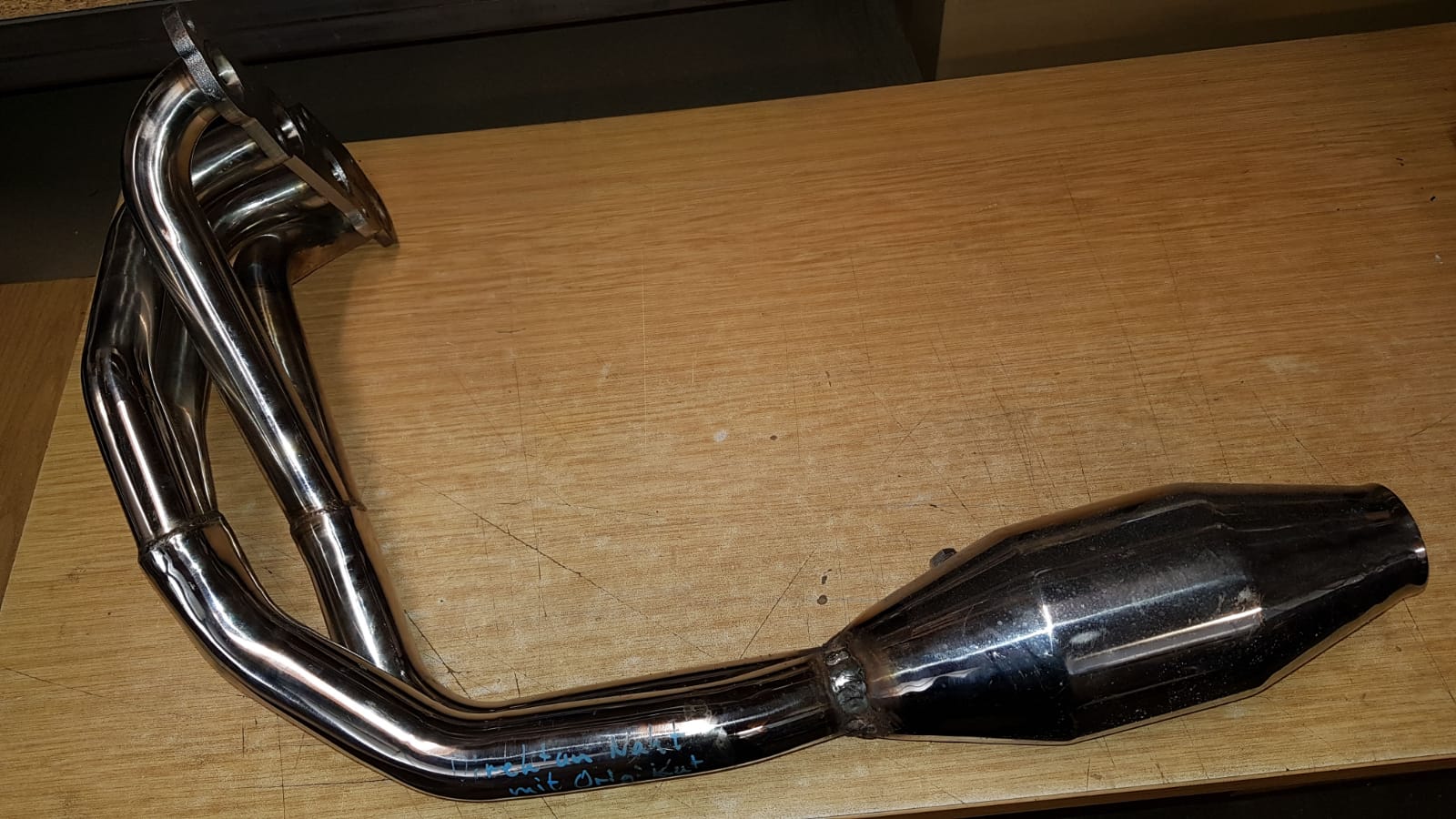 Fächerkrümmer Edelstahl Motorsport  für Polo G40 mit 200 Zellen Katalysator