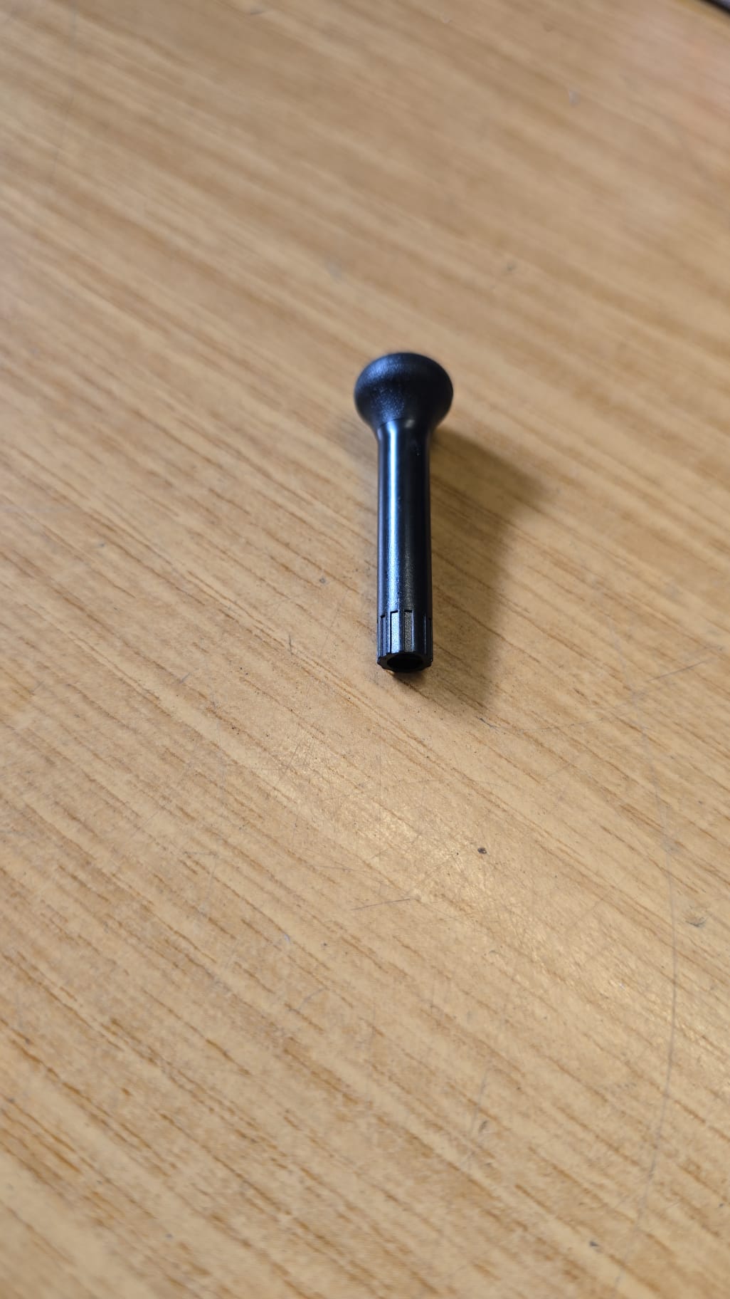Knopf Pin für die Verriegelung für Corrado Derby Golf Jetta Passat Polo Scirocco Vento