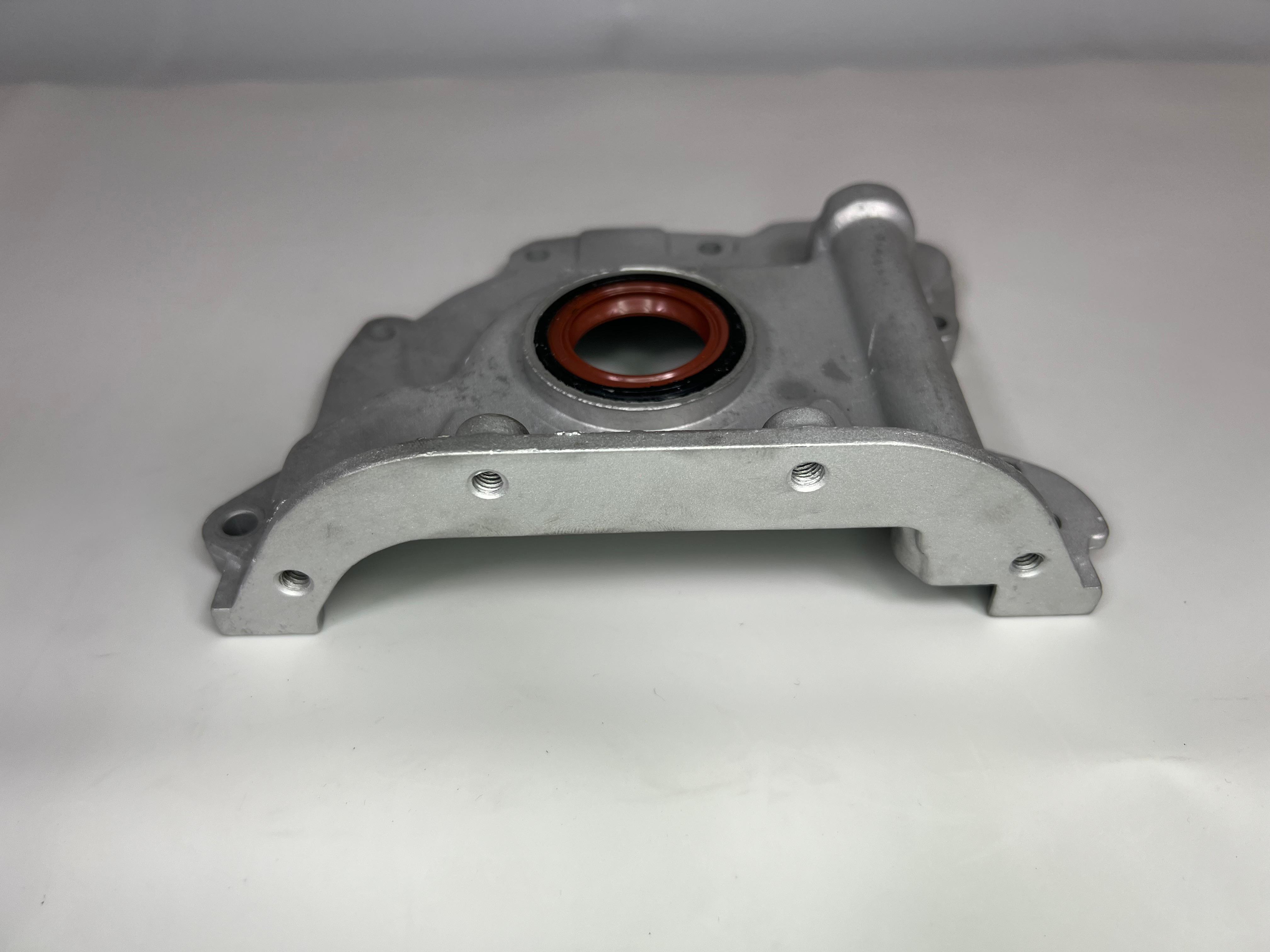 Ölpumpen Deckel Dichtflansch vorne Polo über der Ölpumpe von Baujahr 88 bis 94 original Teilenummer
