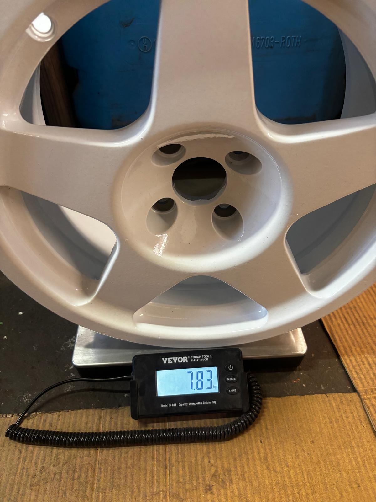 Felgen Magnesium VW Motorsportfelgen super leicht mit den Maßen 7,5X16 ET 20 ohne Straßenzulassung