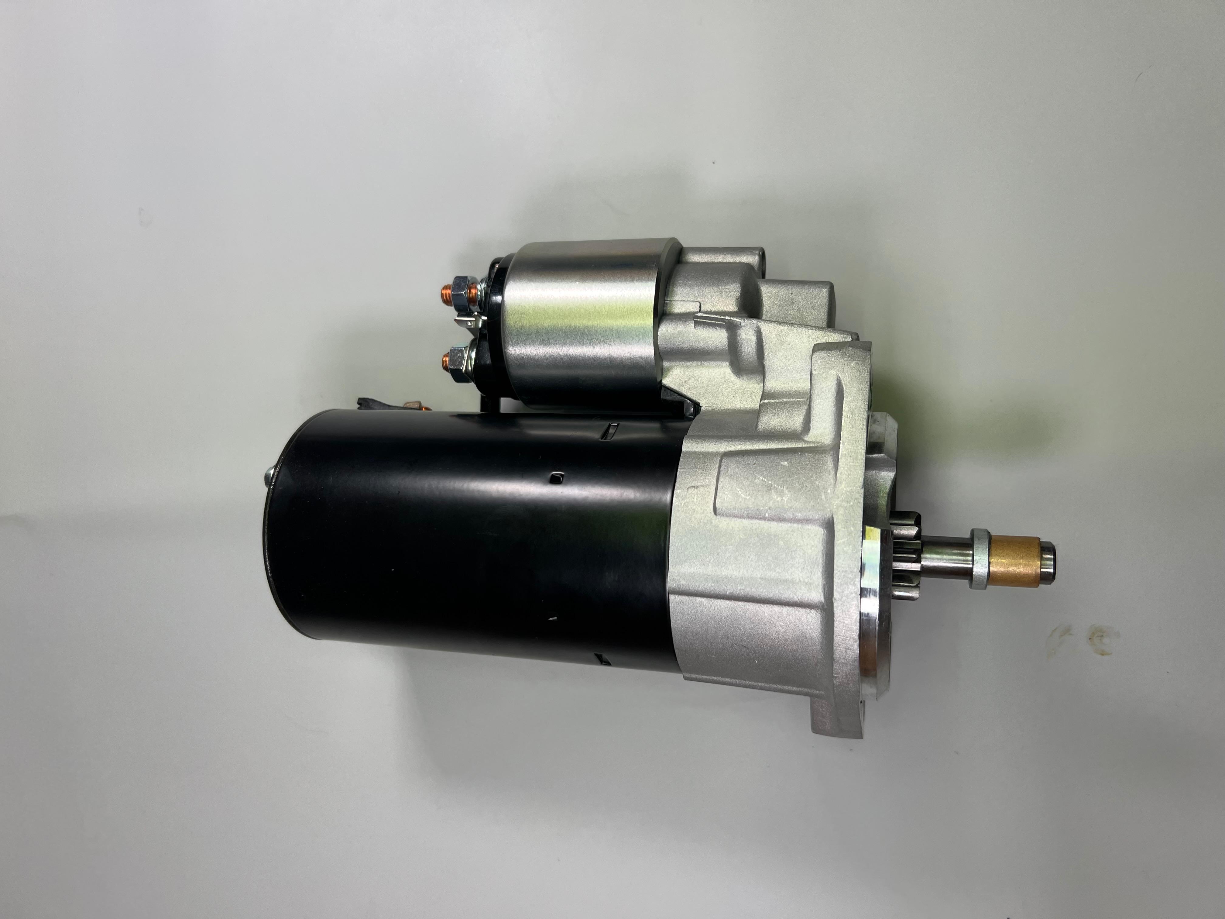 Anlasser Polo I bis III mit Planetengetriebe und 1,4KW