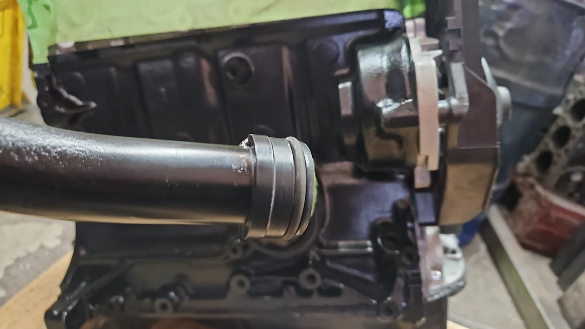 Polo G40 Tauschmotor mit neuen Kolben  Motorkennung: PY ab Baujahr 1988 mit gestecktem Wasserrohr