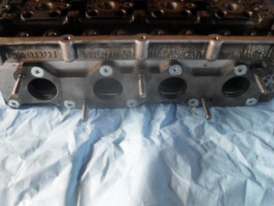 Adapterplatte für den 16V Schlepphebel Zylinderkopf mit G40 Fächerkrümmer