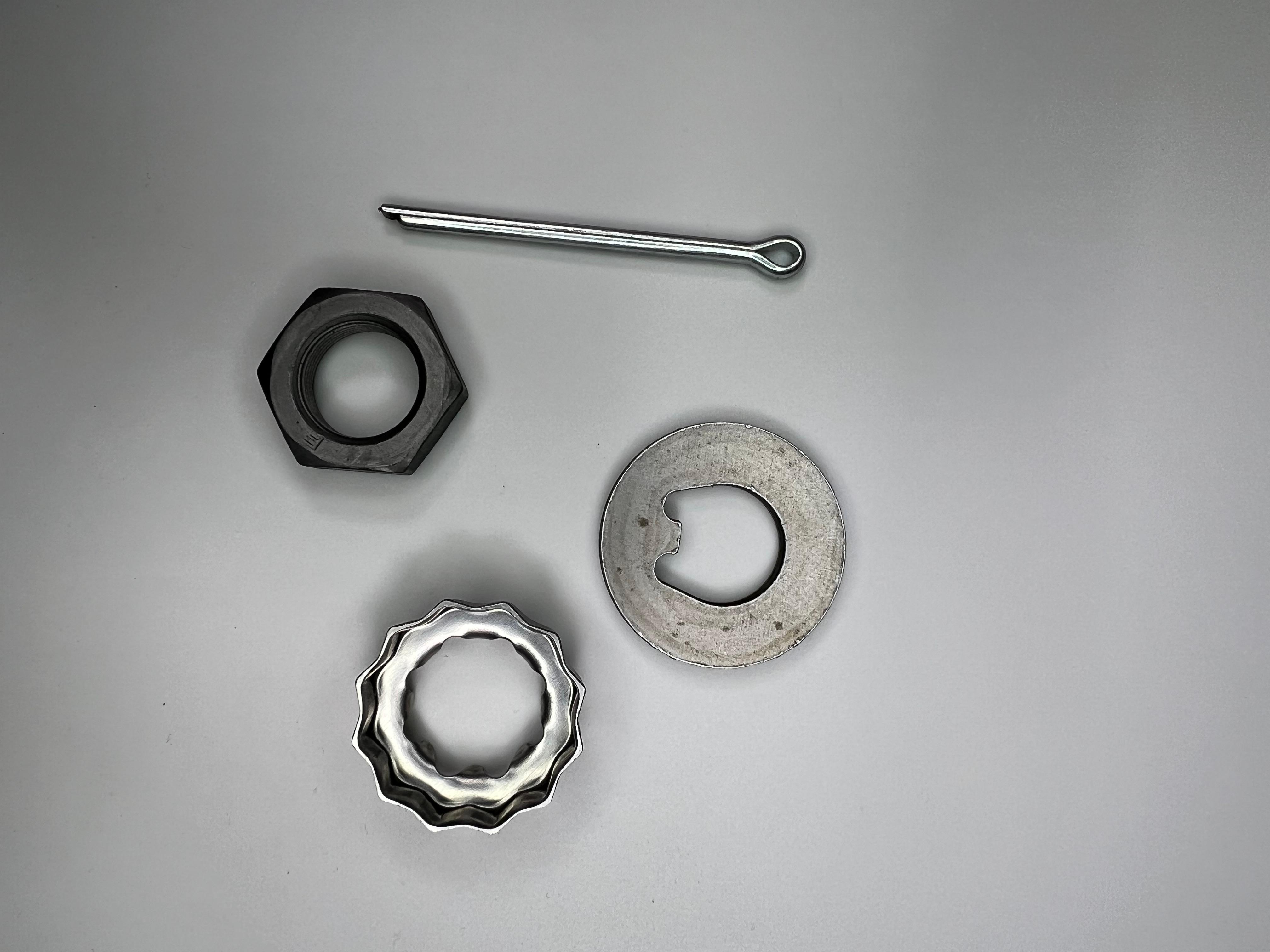 Radlagermutter mit Kronenmutter Einstellplatte Druckplatte und Splint für die Trommelbremse