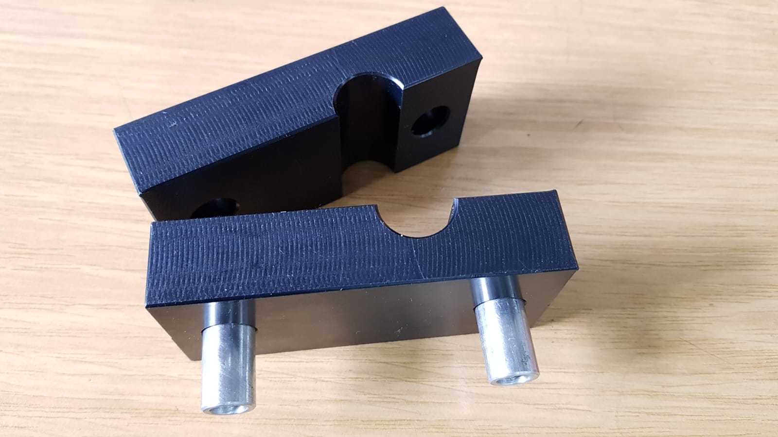 PU Stabilager Stabi Befestigung mit 22mm für VW Polo I - III mit Nachlauf-Korrektur