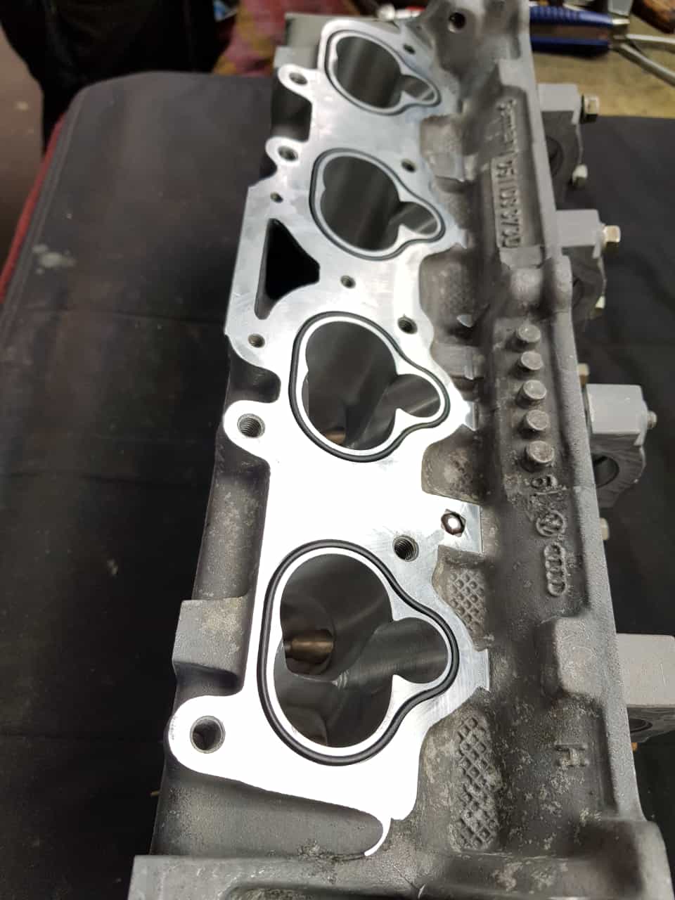 Zylinderkopf 16V Rennsport CNC bearbeitetet 1,8 Liter Motoren