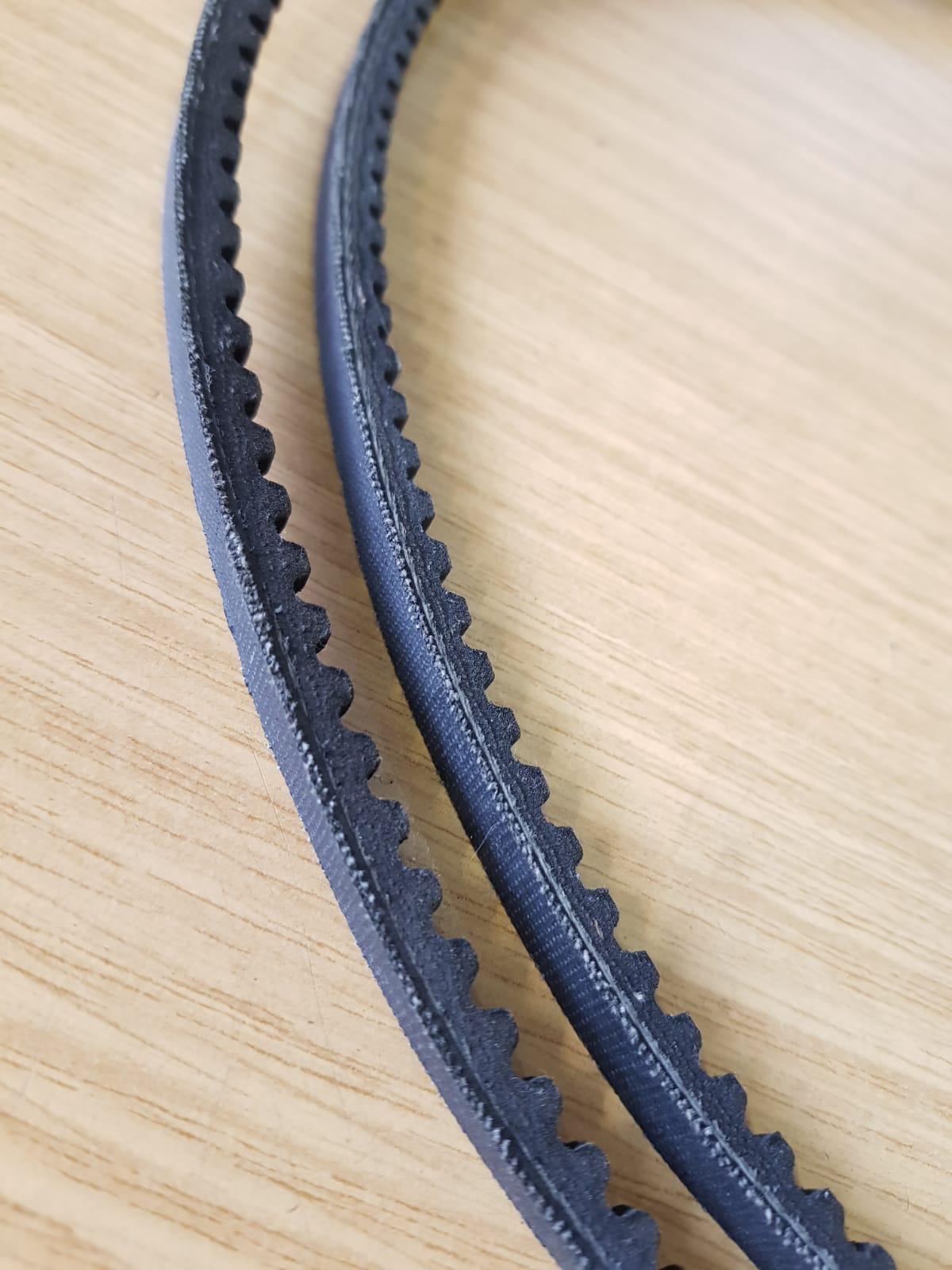 Doppelkeilriemen im Original maße 8X1015LA für Polo G40