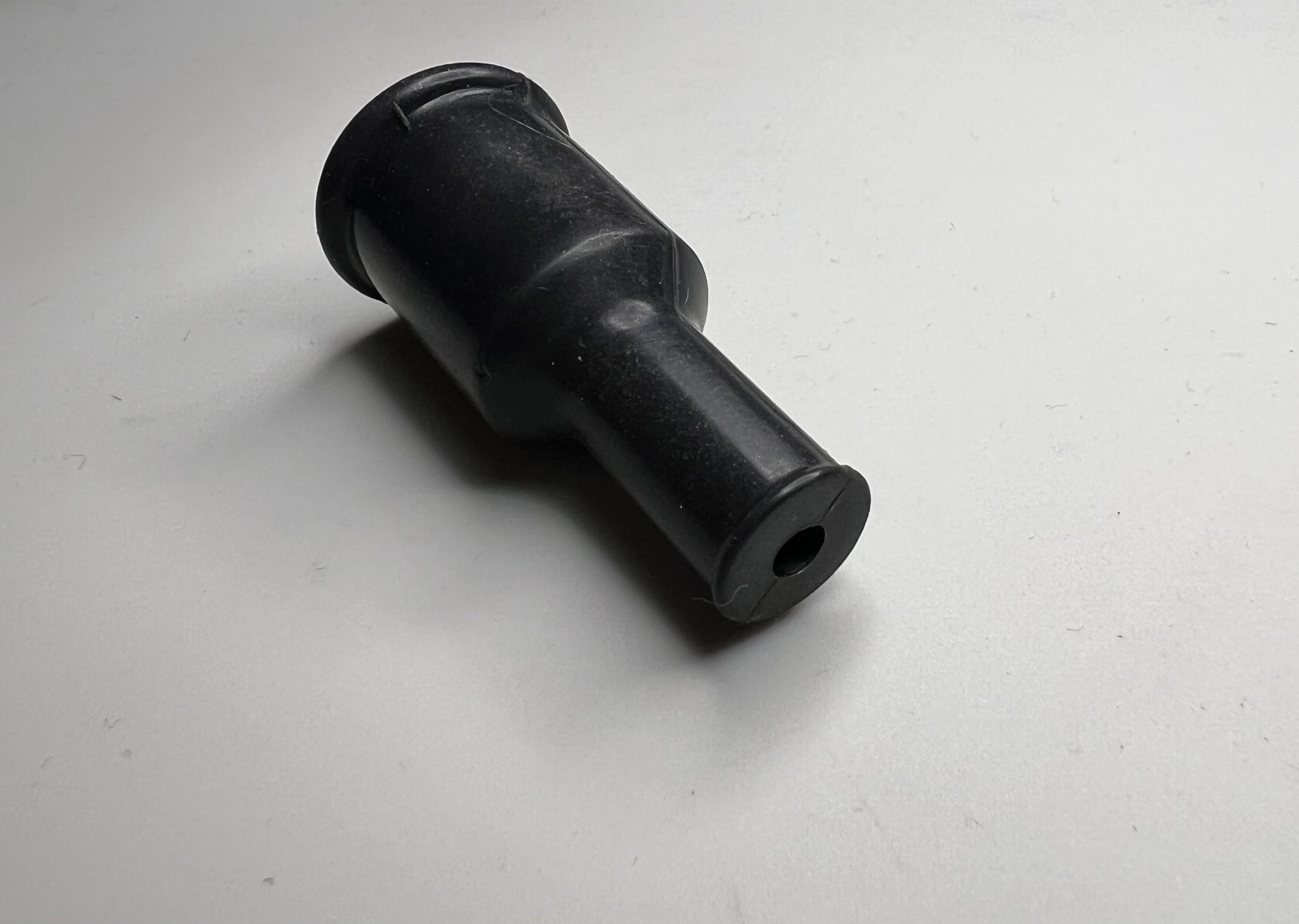 Anschlussstück für das Regelventil Aktivkohlefilter Entlüftung Ventil Aktivkohle Filter für die G40
