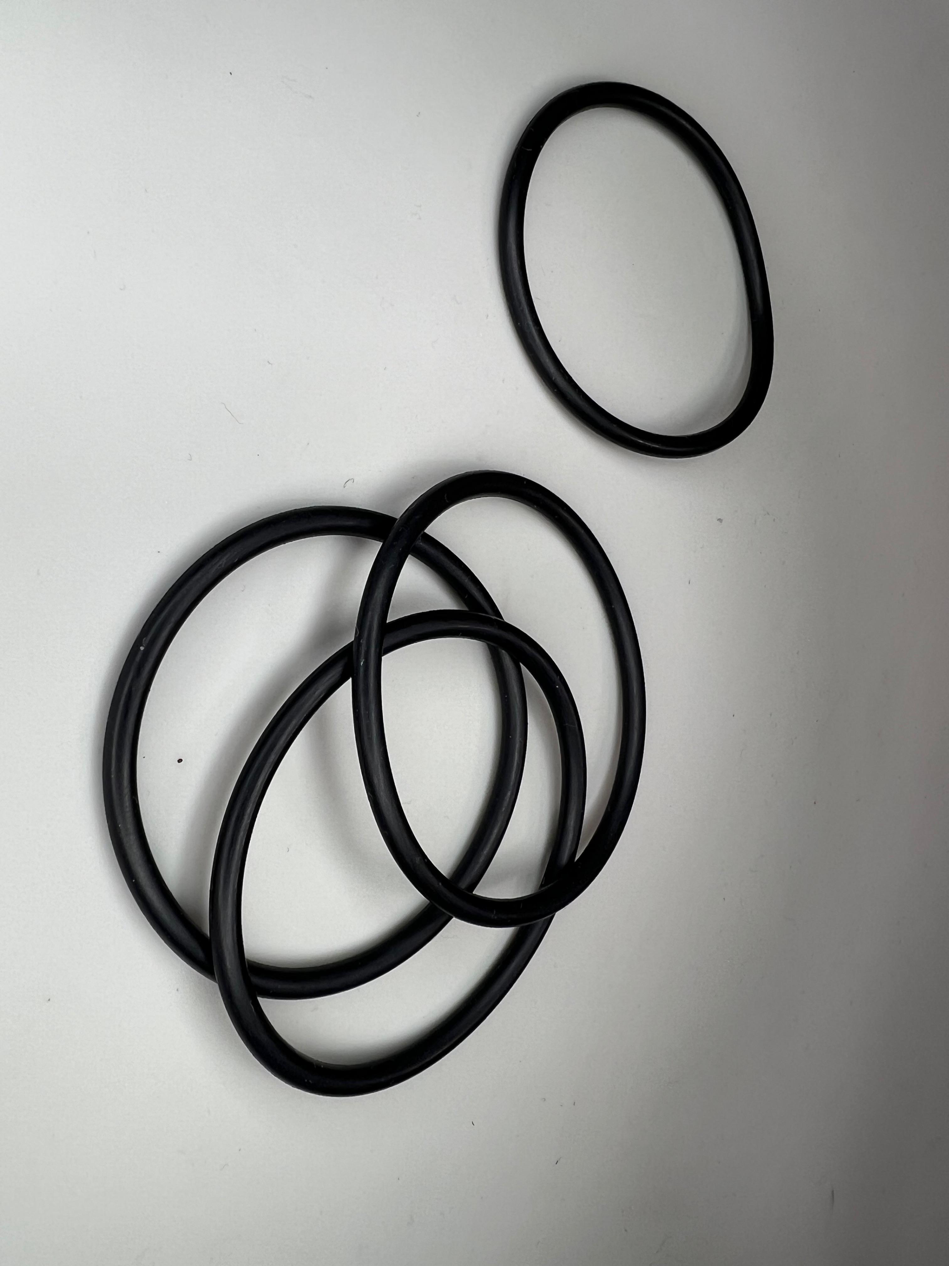 O Ring für den Golf 1 oder Käfer Ölfilterflansch  original Teilenummer : 067 115 427 A