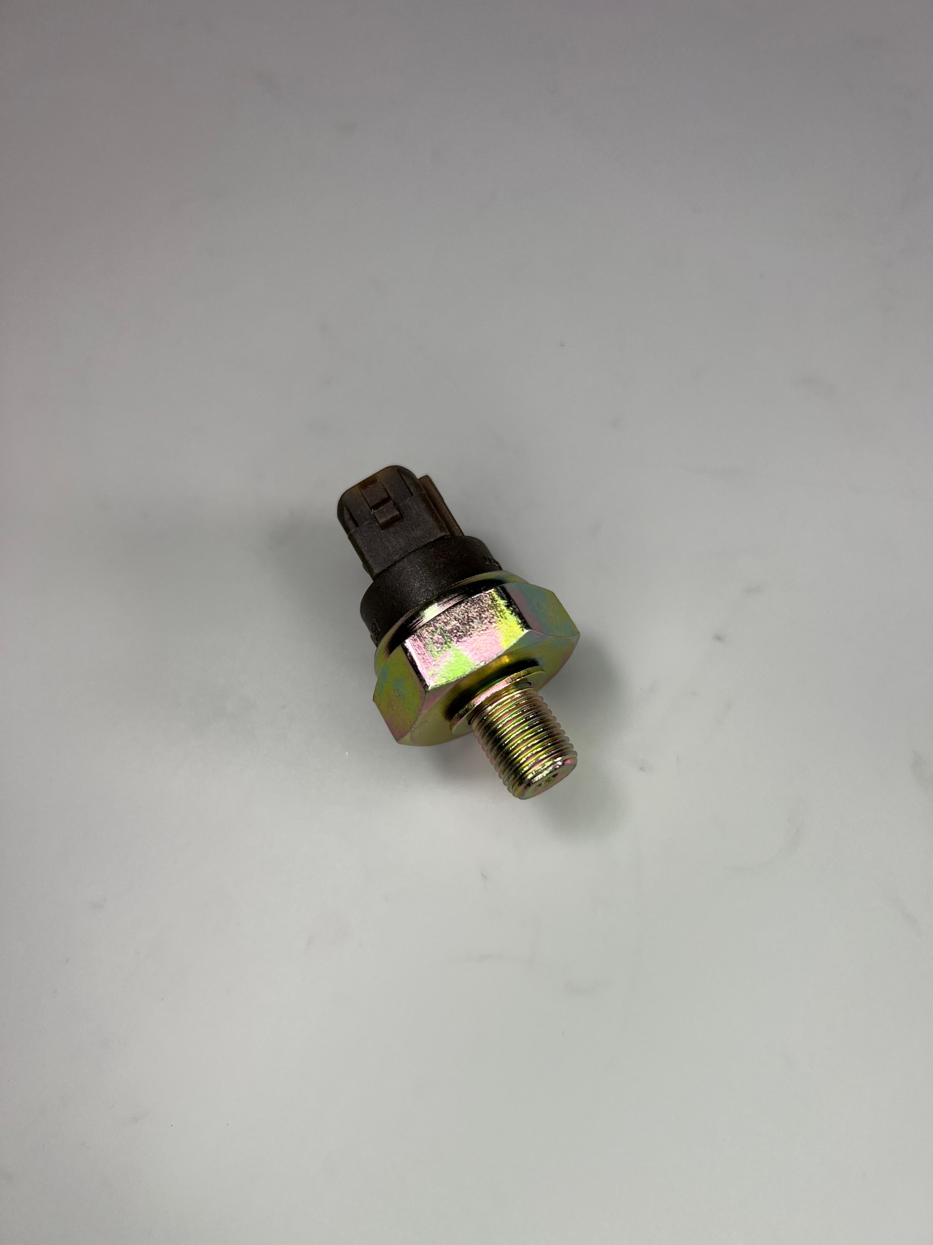 Kraftstoffdruckschalter Schalter für Kraftstoffdruck für G60 Motoren Teilenummer 357 919 081