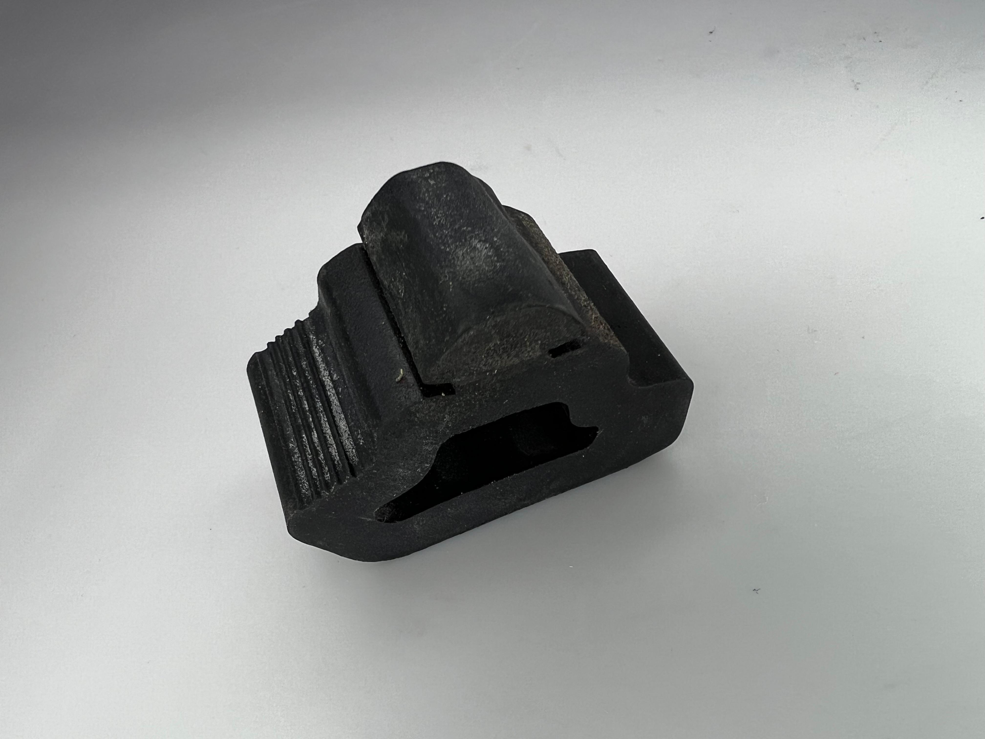 Kotflügel Gummi Abstandhalter Führungsstück oben für VW Golf II Corrado Scirroco Caddy