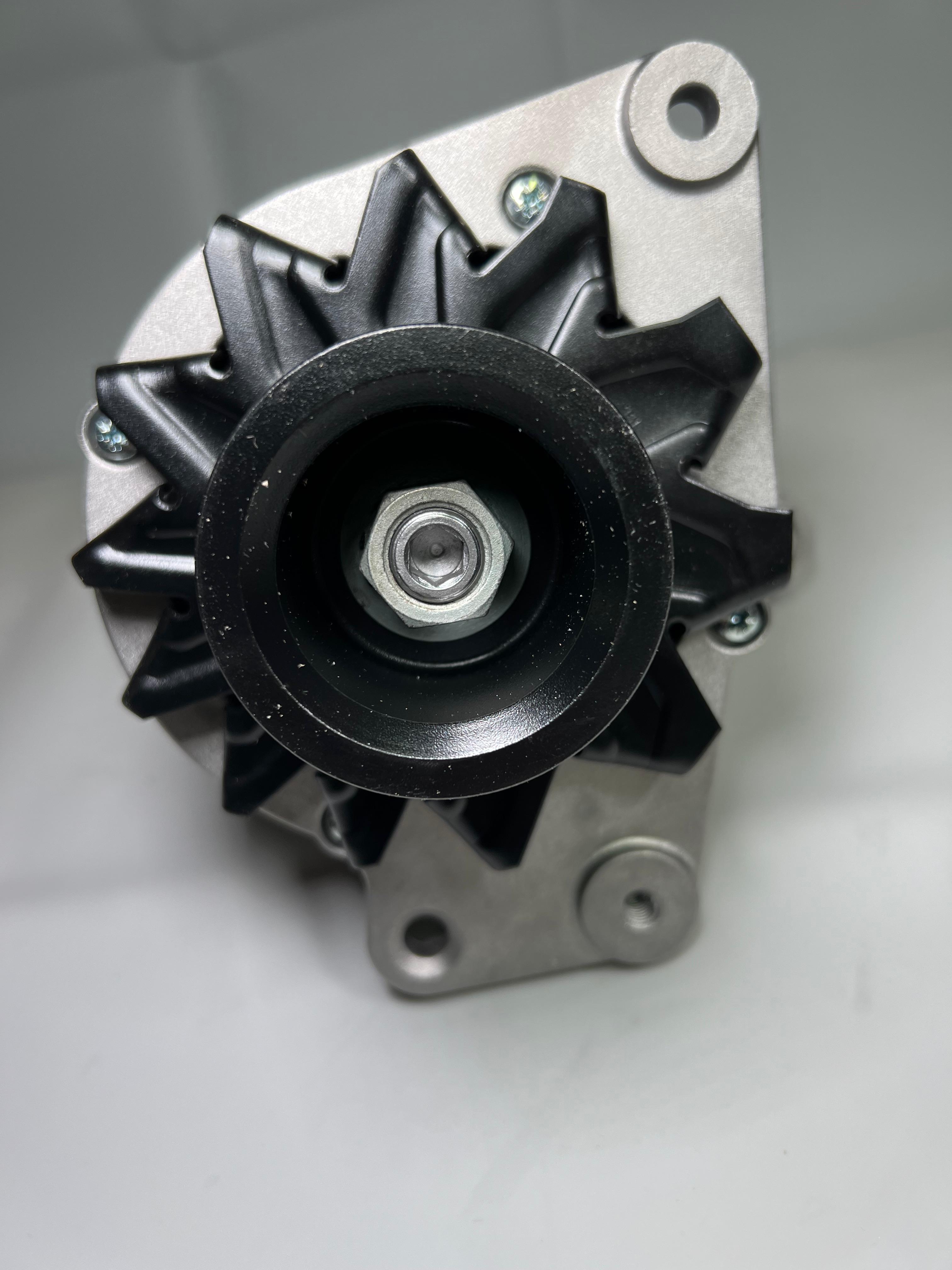 Generator für die G60 Motoren, Golf, Passat, Corrado mit 65 Ampère