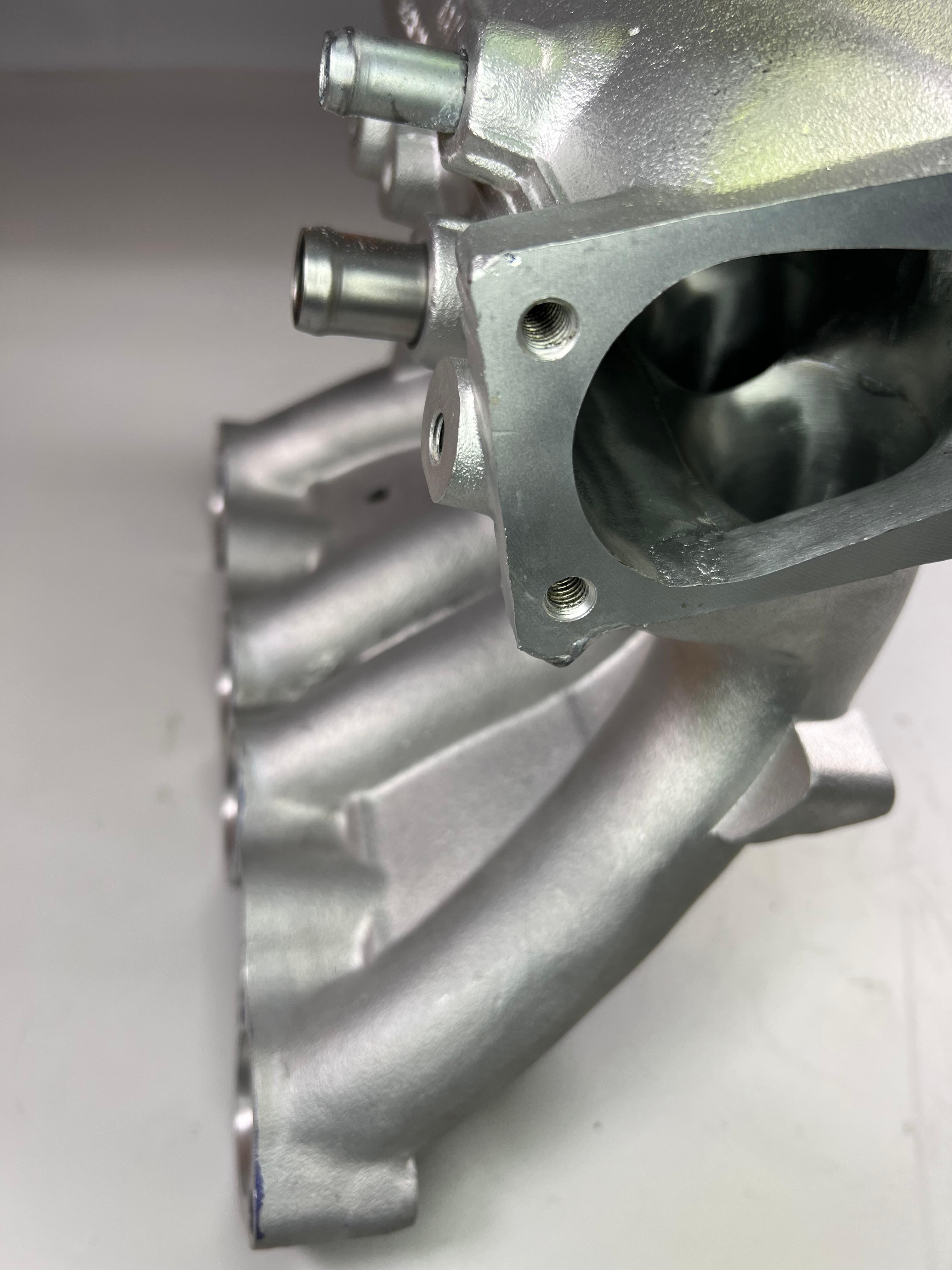 Ansaugrohr für die G60 Motoren geschnitten und mit Ansaugtrichtern bearbeitet