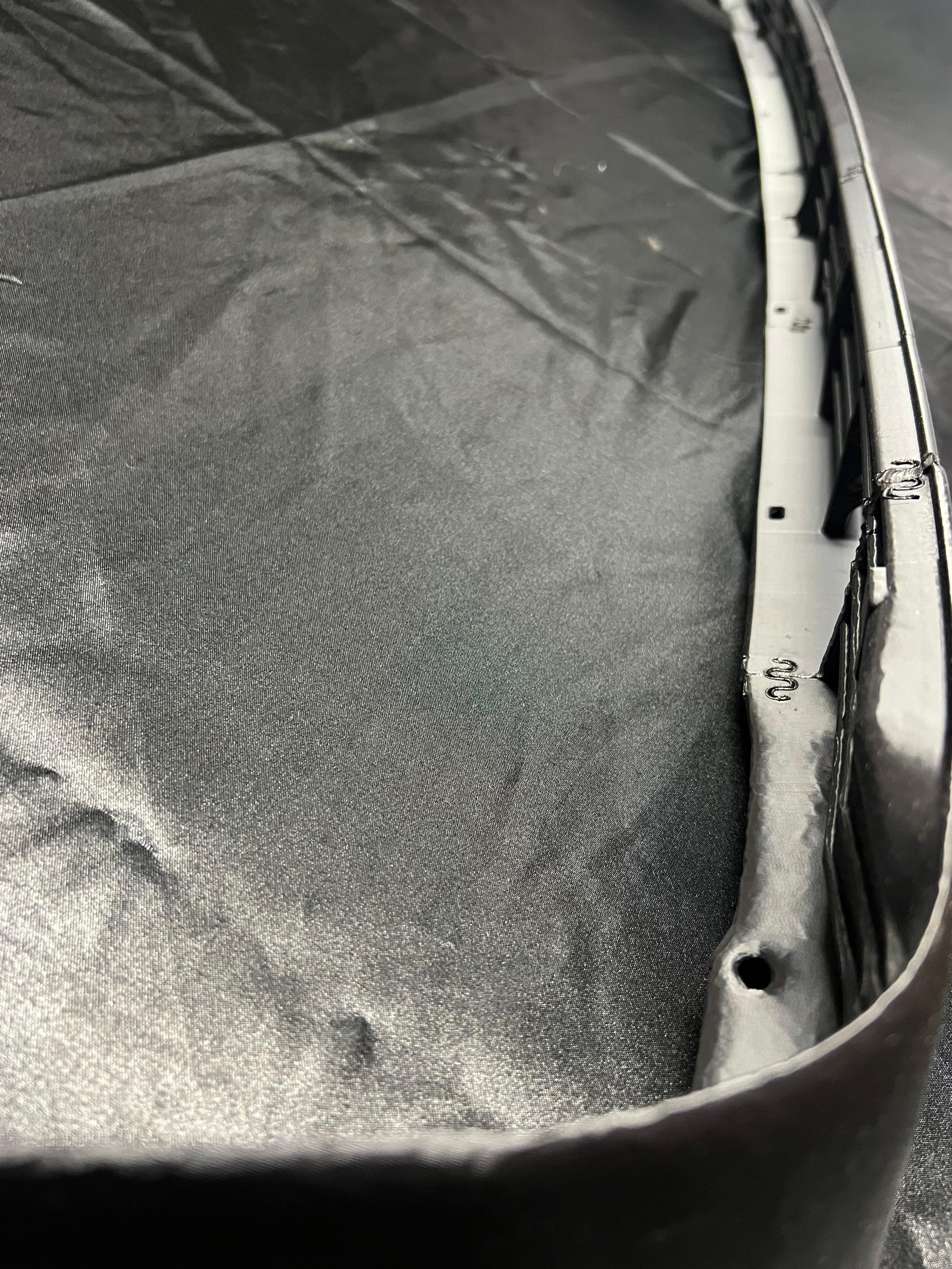 Polo II G40 original Frontspoiler als Nachbau mit Schrauben Nieten und Clips