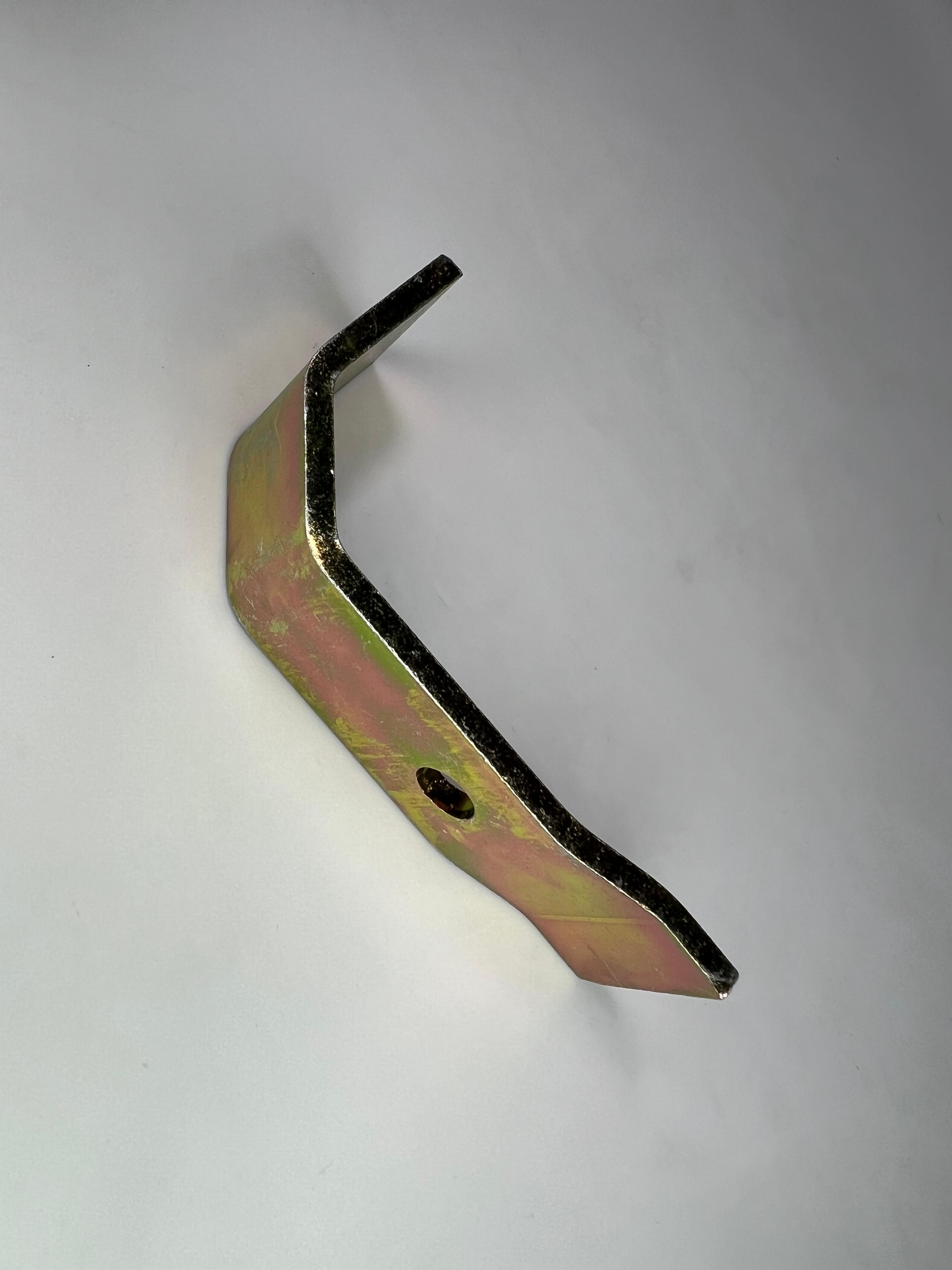 Halter Haltebleche für den Wasserkühler im Polo I bis III
