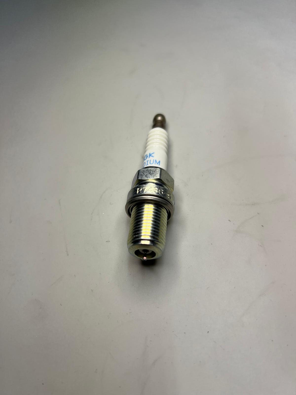 Zündkerzen NGK Racing für 16V Motoren und Turbomotoren