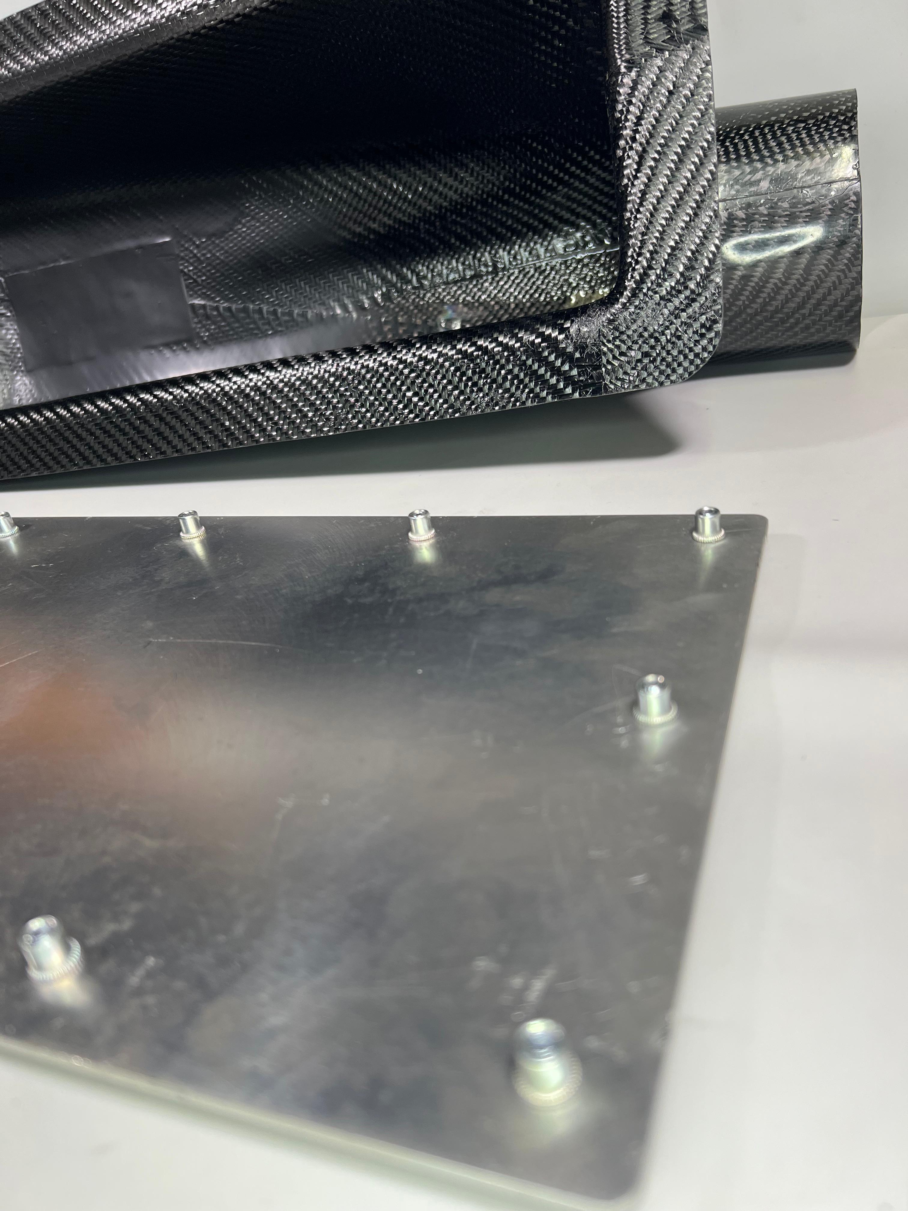 Carbon Airbox Luftsammler klein für unsere Polo und Golf mit Einzeldrosselanlage oder Doppelvergaser