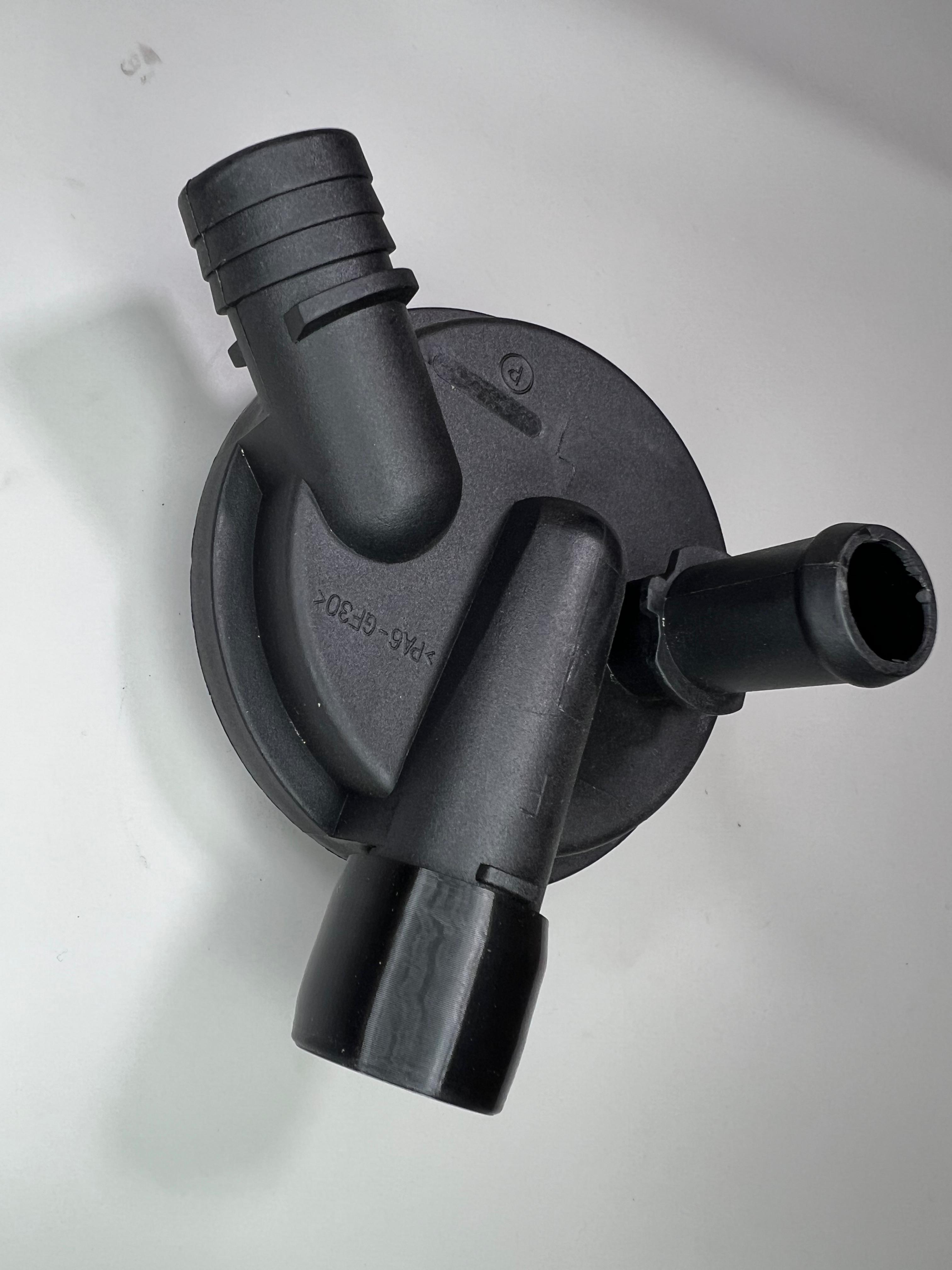 Kurbelgehäuseentlüftung G60 am Ventildeckel Druckventil