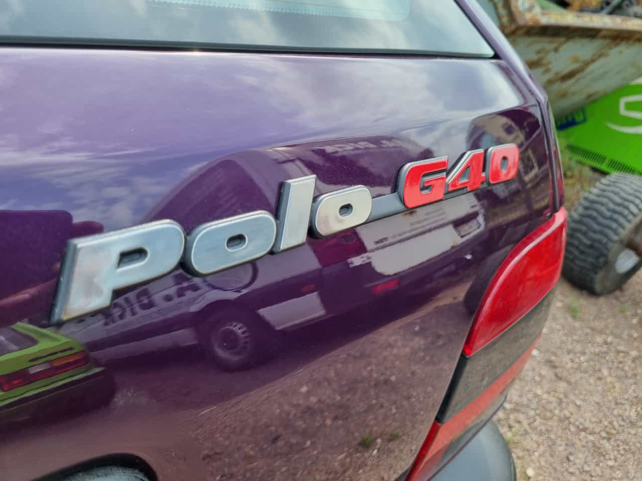 Hinterer Schriftzug Emblem für Polo G40 für VW Polo 2F mit der Teilenummer : 871 853 687 E
