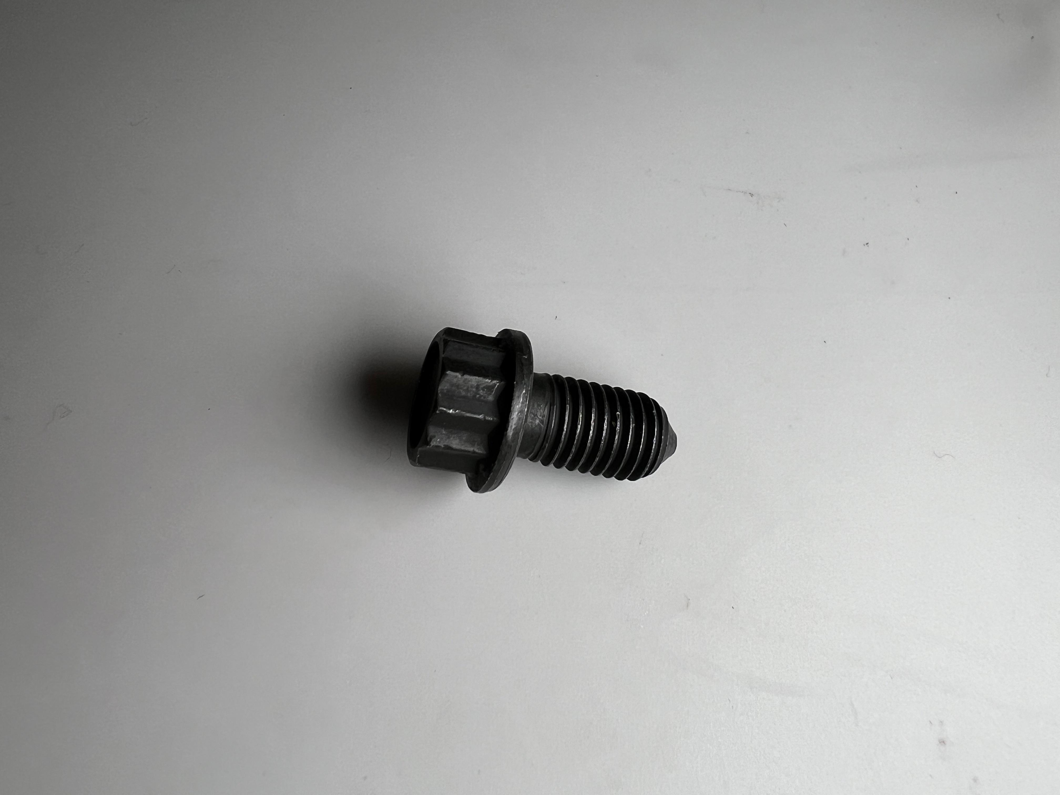 Schrauben für die Druckplatte Polo G40 Maße M7x14
