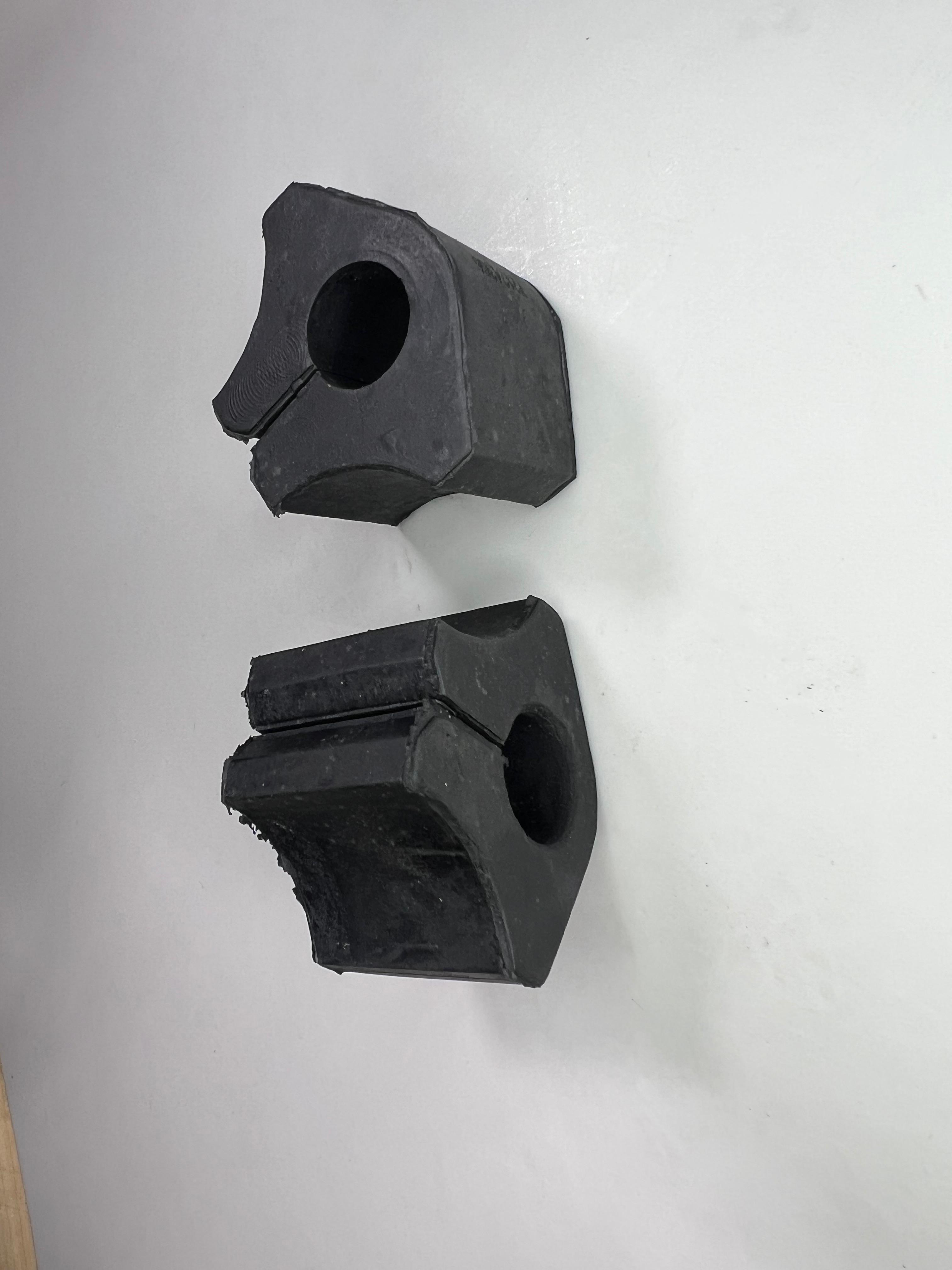 Golf 3 Hinterachs Gummilager für den Stabilisator original Teilenummer 871 511 423