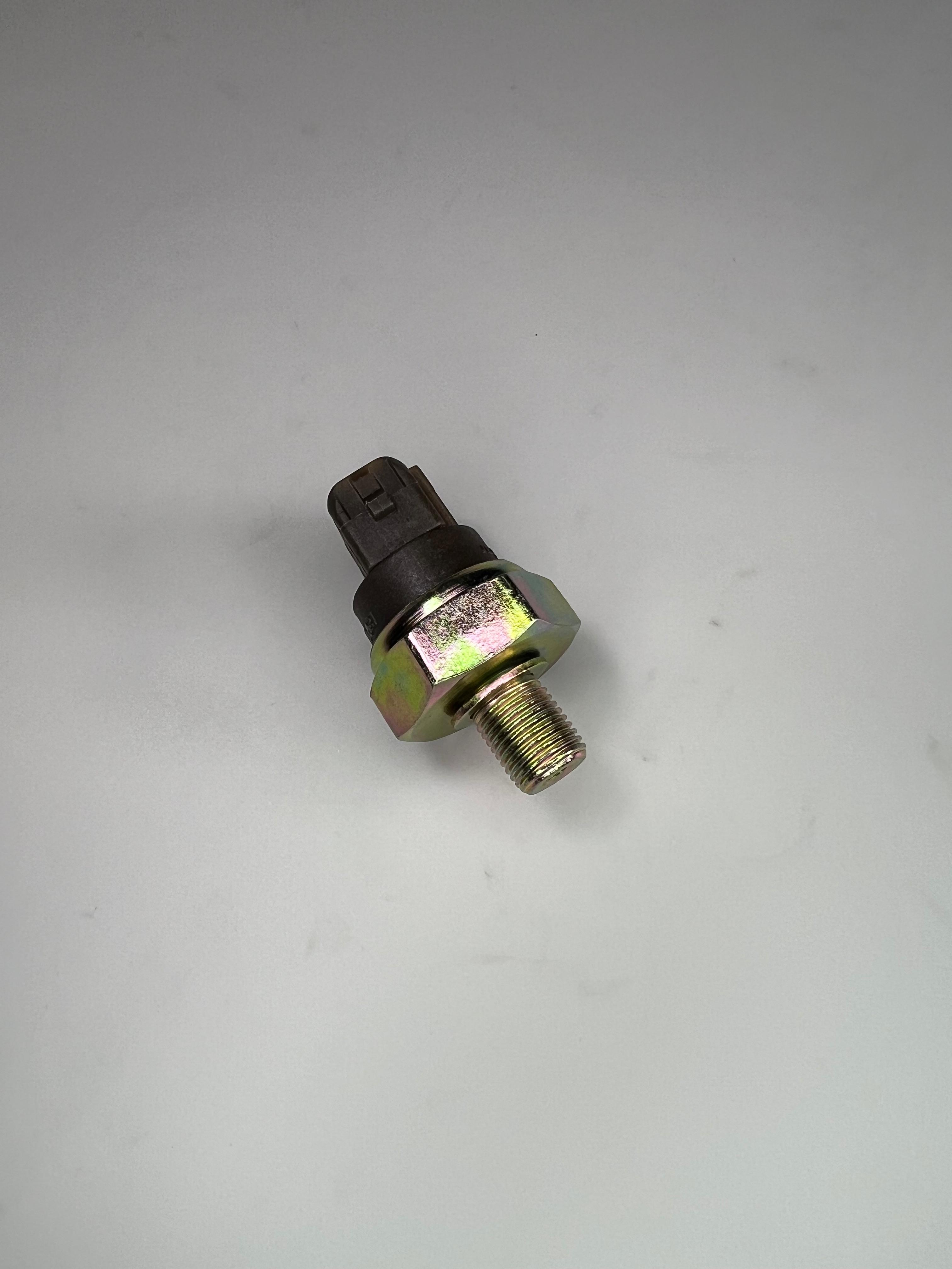 Kraftstoffdruckschalter Schalter für Kraftstoffdruck für G60 Motoren Teilenummer 357 919 081
