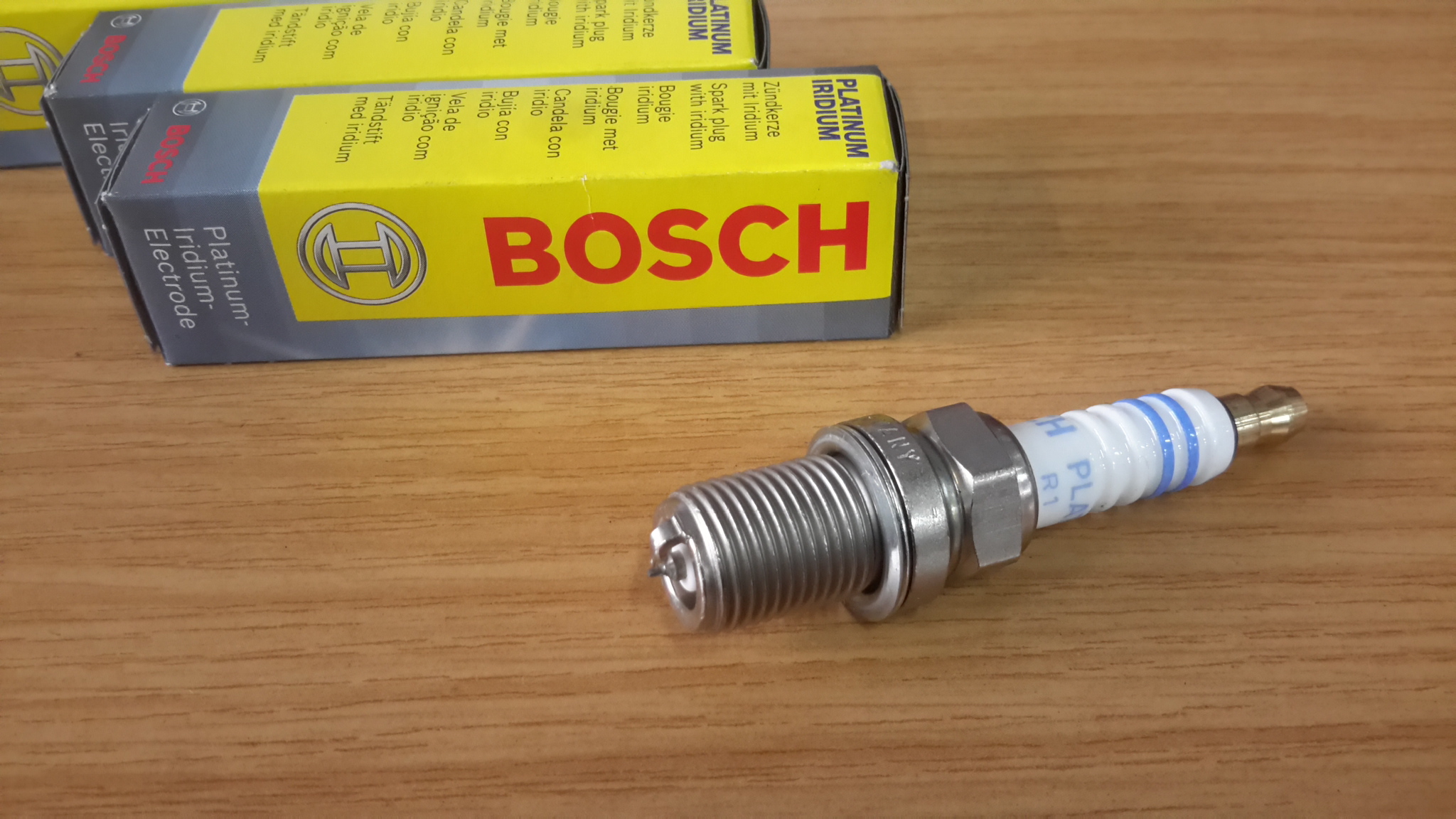 1 Satz F5DP0R VW 16V G60 Zündkerzen 0 241 245 641 von Bosch Tuning