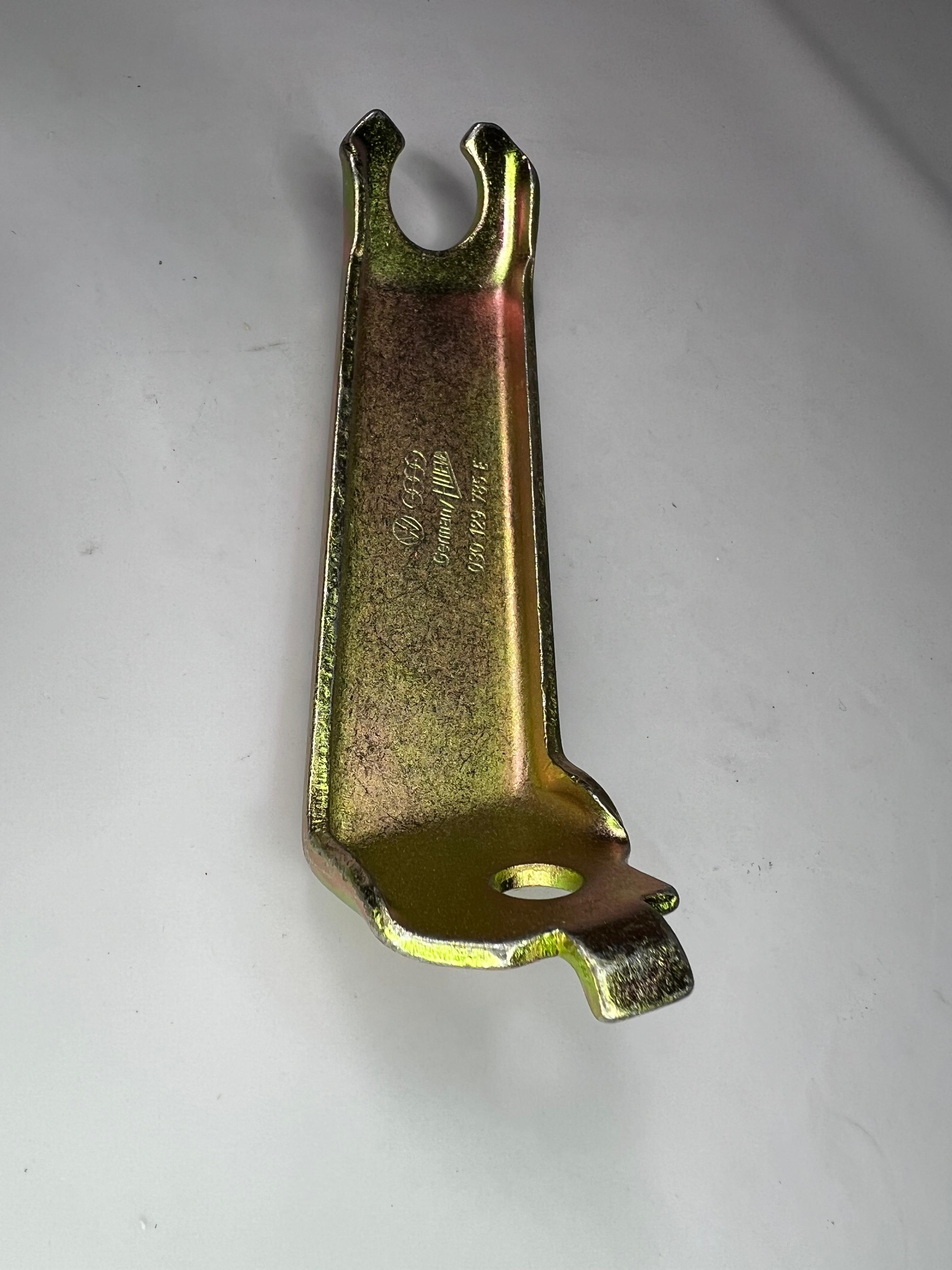 Gegenhalter für den Gaszug für Polo 86 und 86c 2F Lang