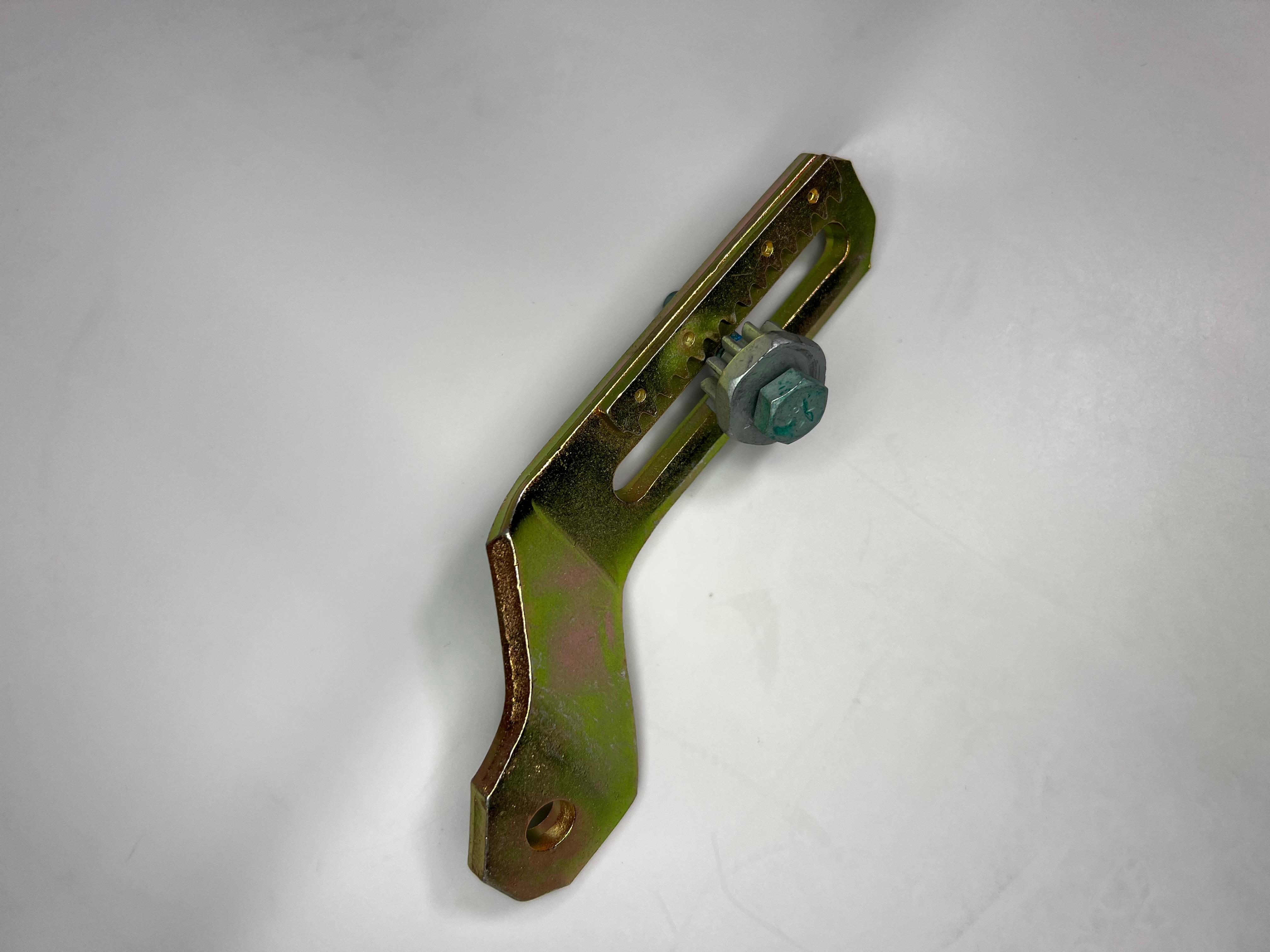 Lichtmaschinenhalter Generatorhalter Stütze Polo mit verstellung
