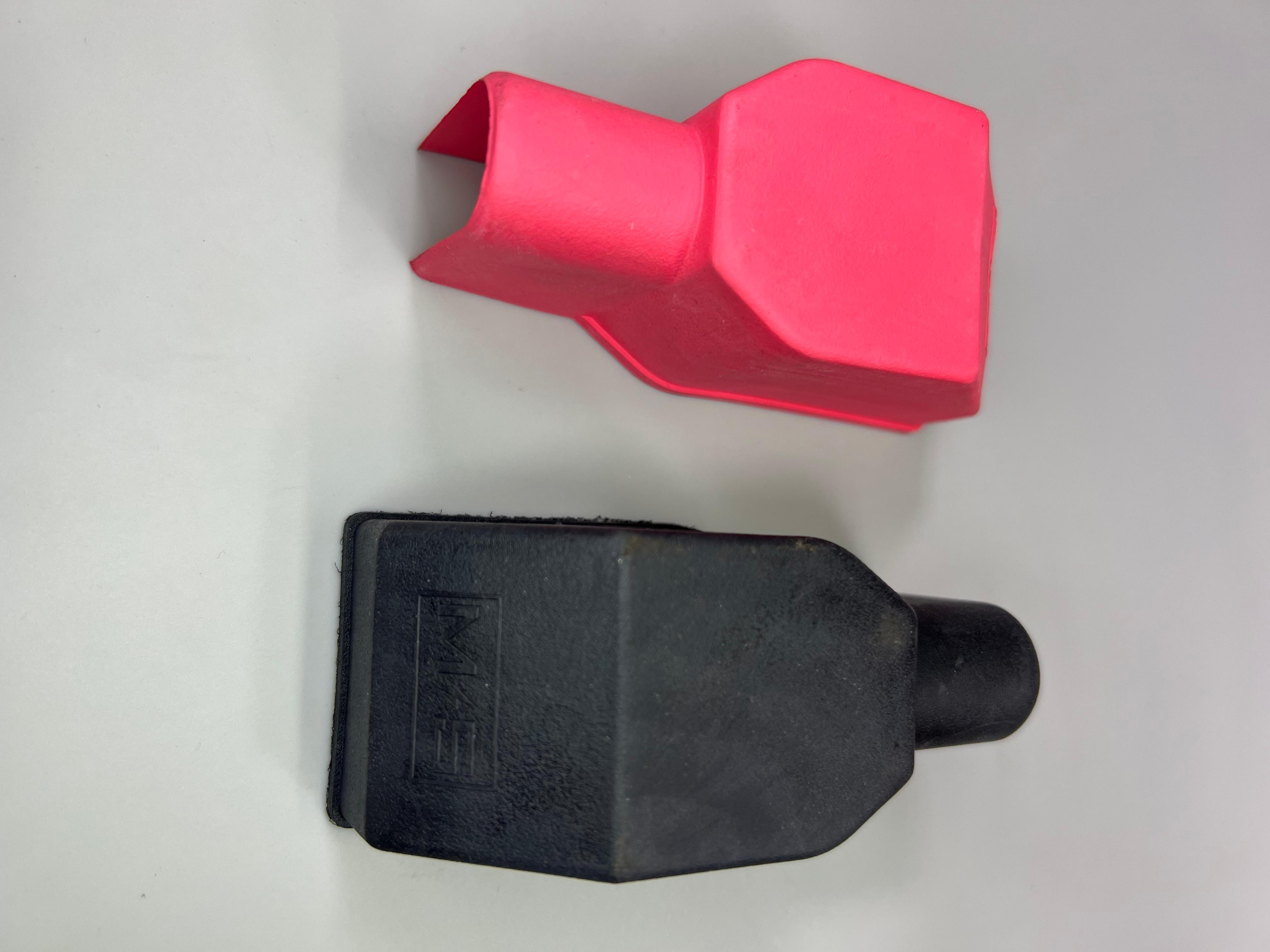 Abdeckung, Batteriepolklemme Schwarz und Rot für Plus und Minus Polklemmen