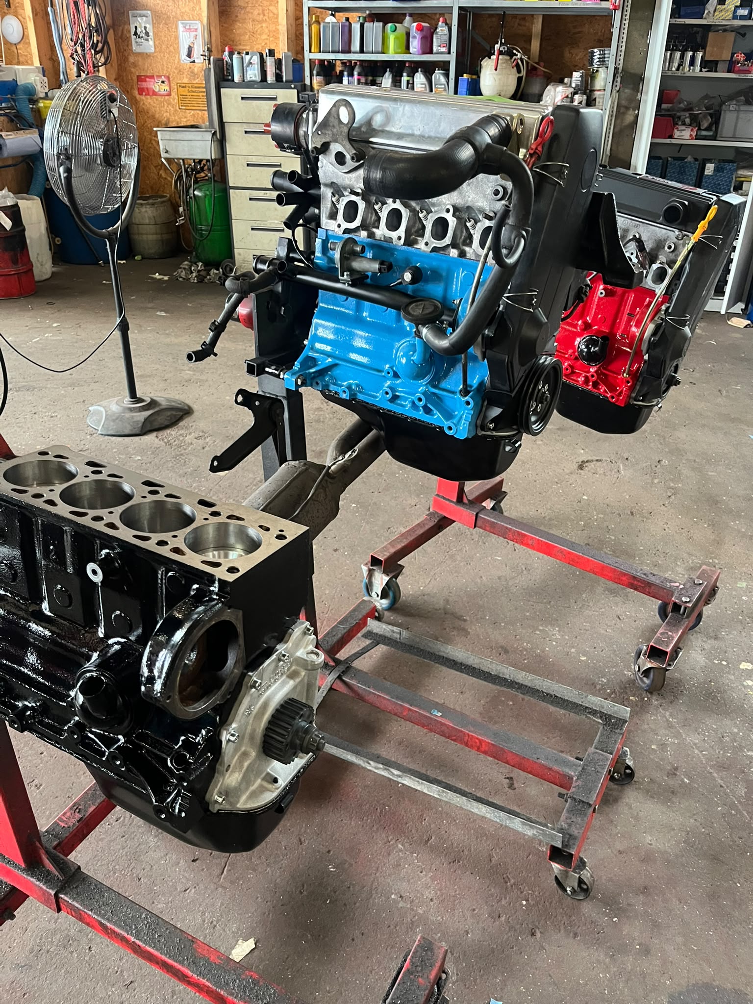Lack für den Motorblock  in schwarz,rot,silber oder gelb mit Grundierung und Klarlack