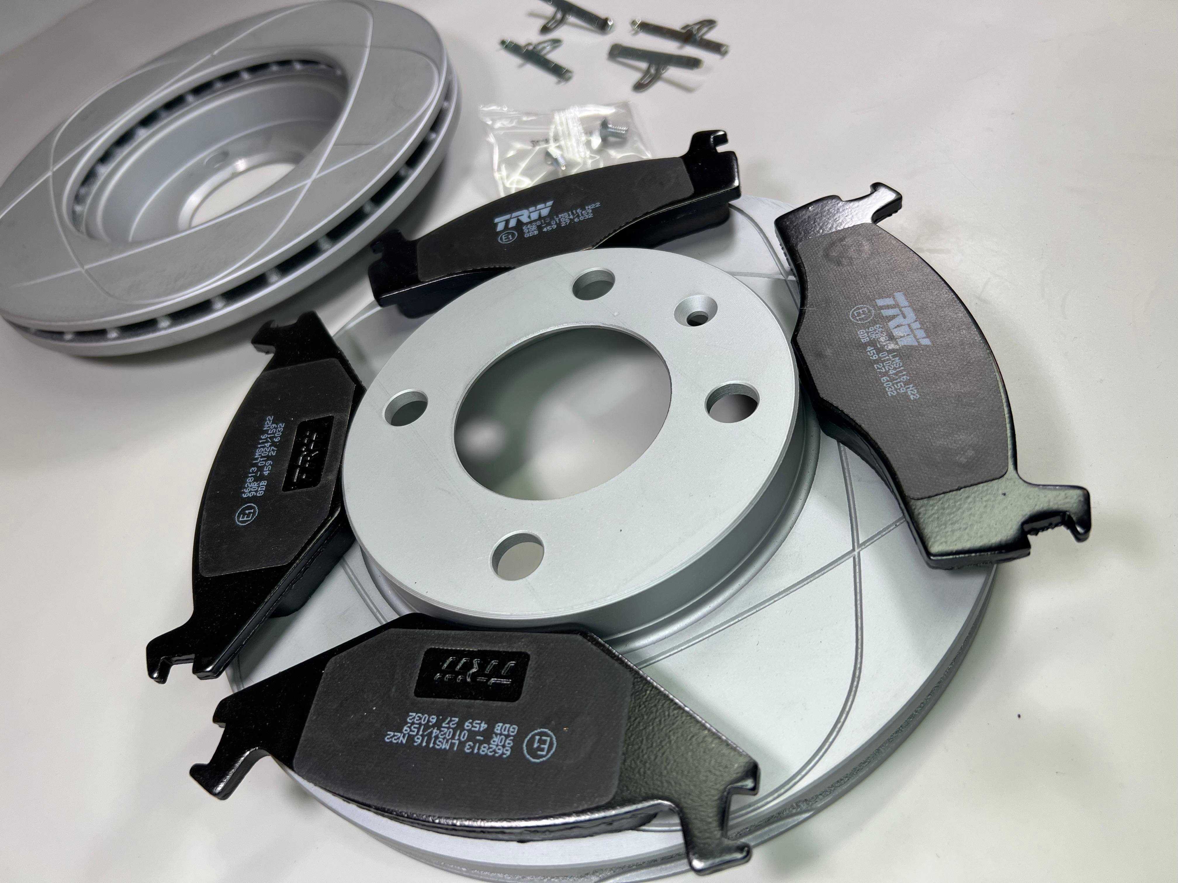 Bremsscheiben Powerdisc mit den passenden klötzen für den Polo G40