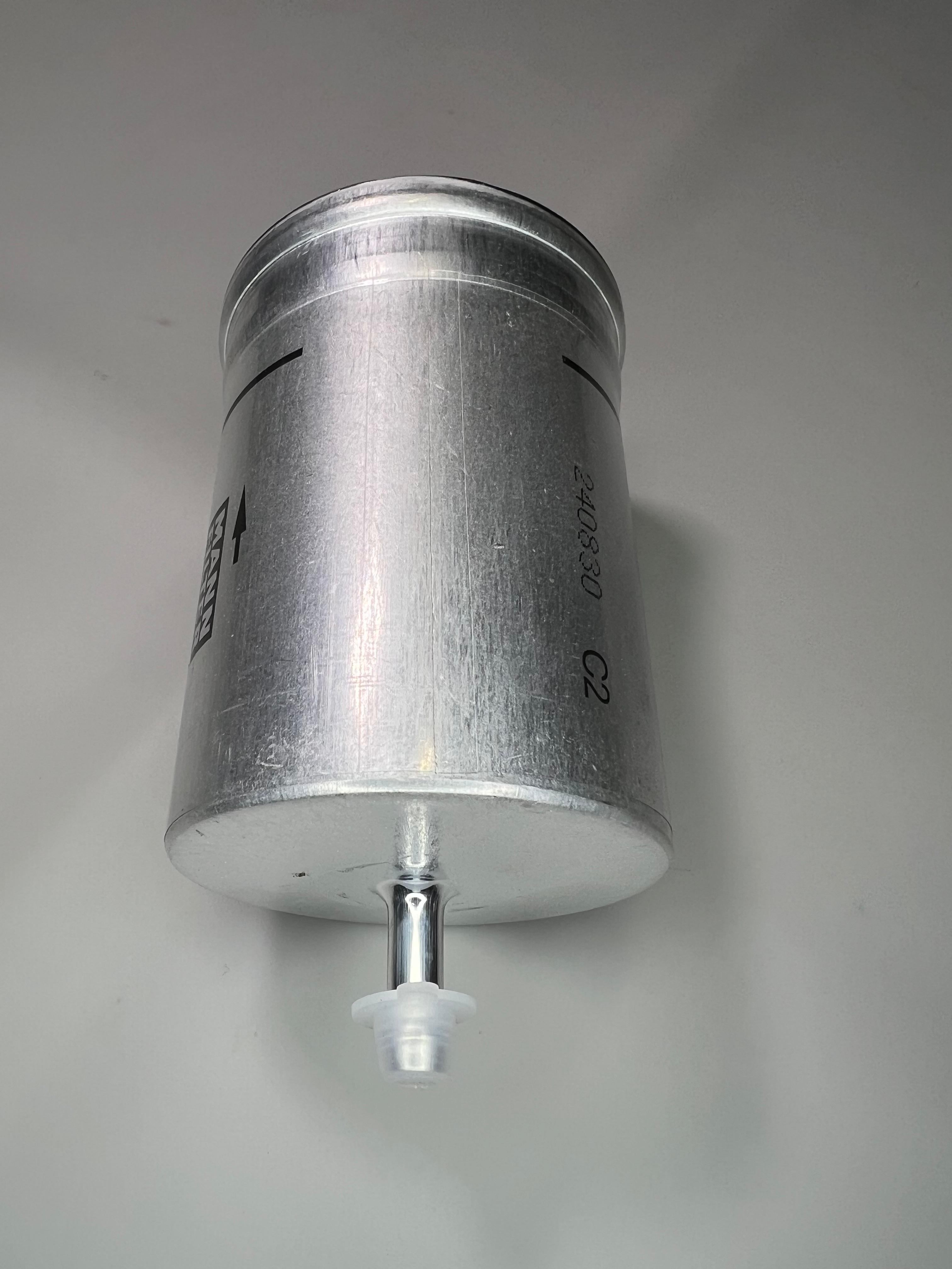 Kraftstofffilter neben dem Tank für Polo G40 Motor PY