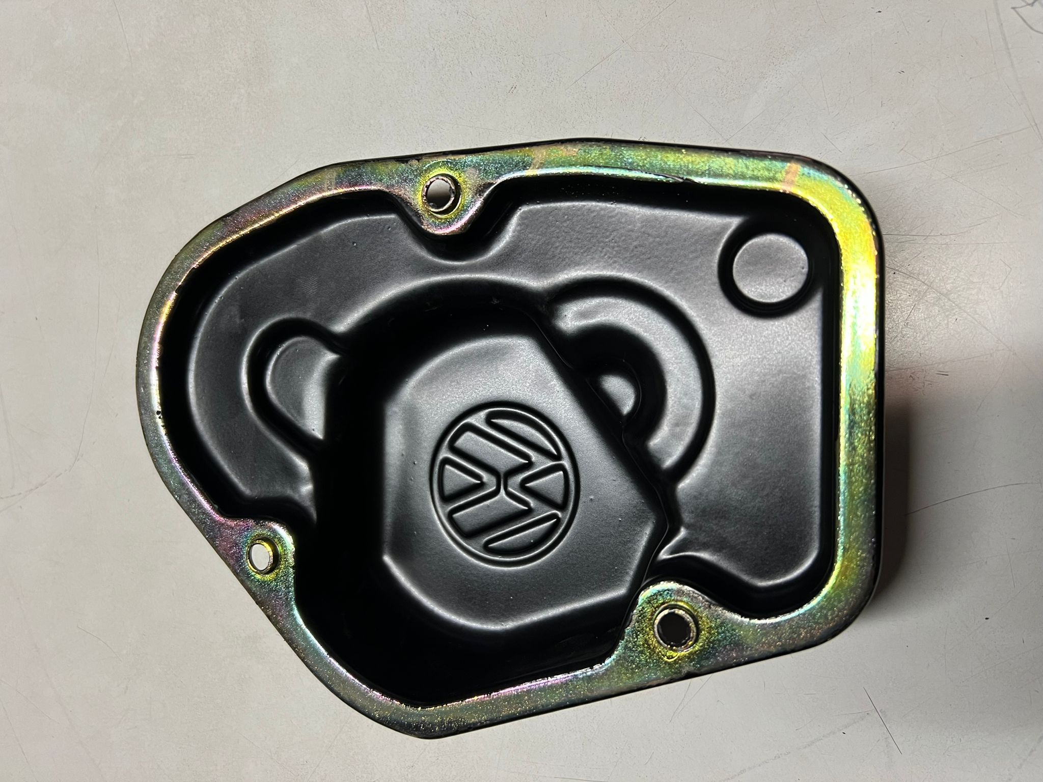 Getriebedeckel Abdeckung aus Blech für die 085 Getriebe Polo Getriebe für Polo G40 Gebrauchtteil