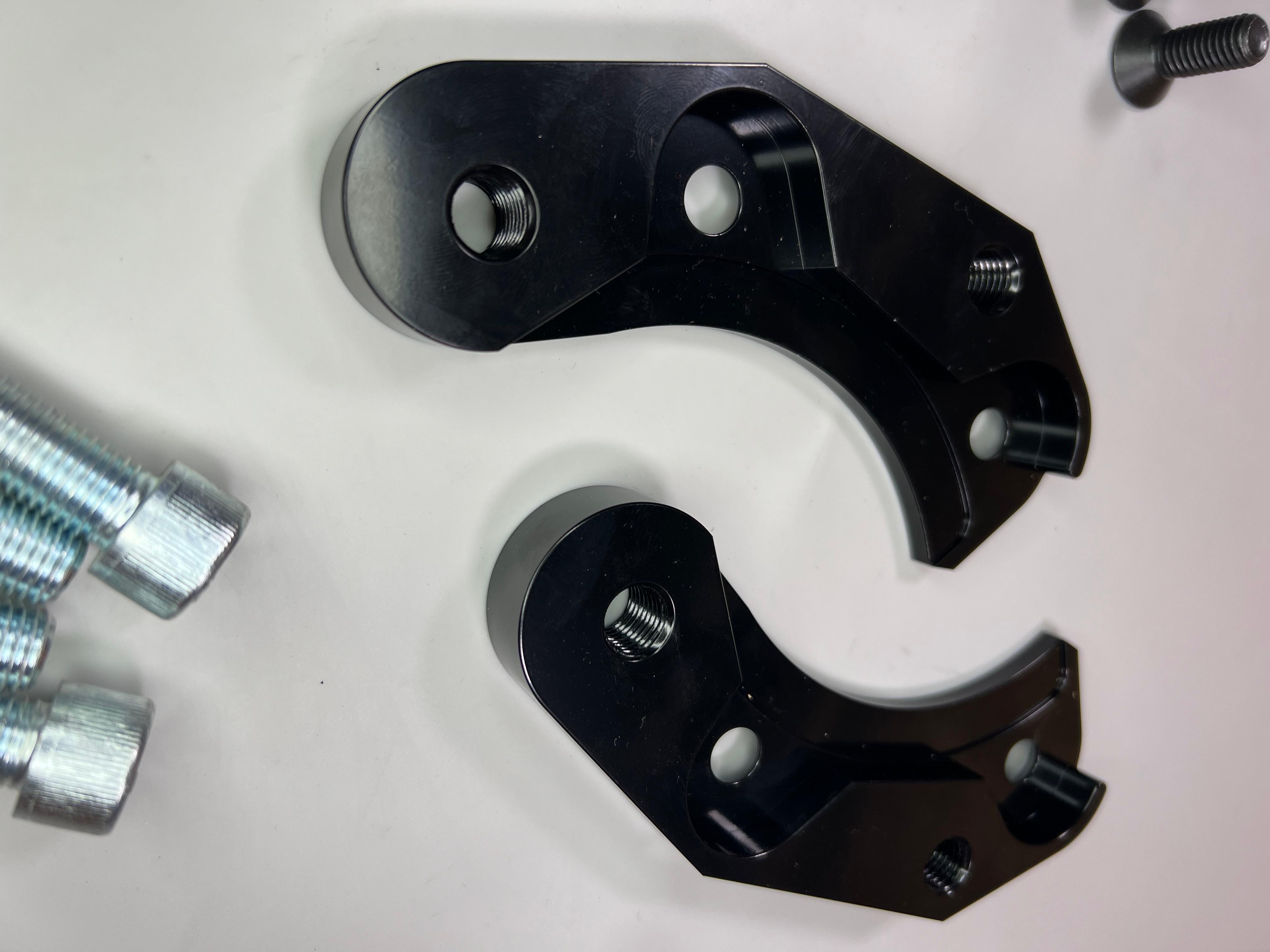 Bremssatteladapter für alle Golf 1 Caddy und Polo I bis III mit G60 oder 16V Bremssättel