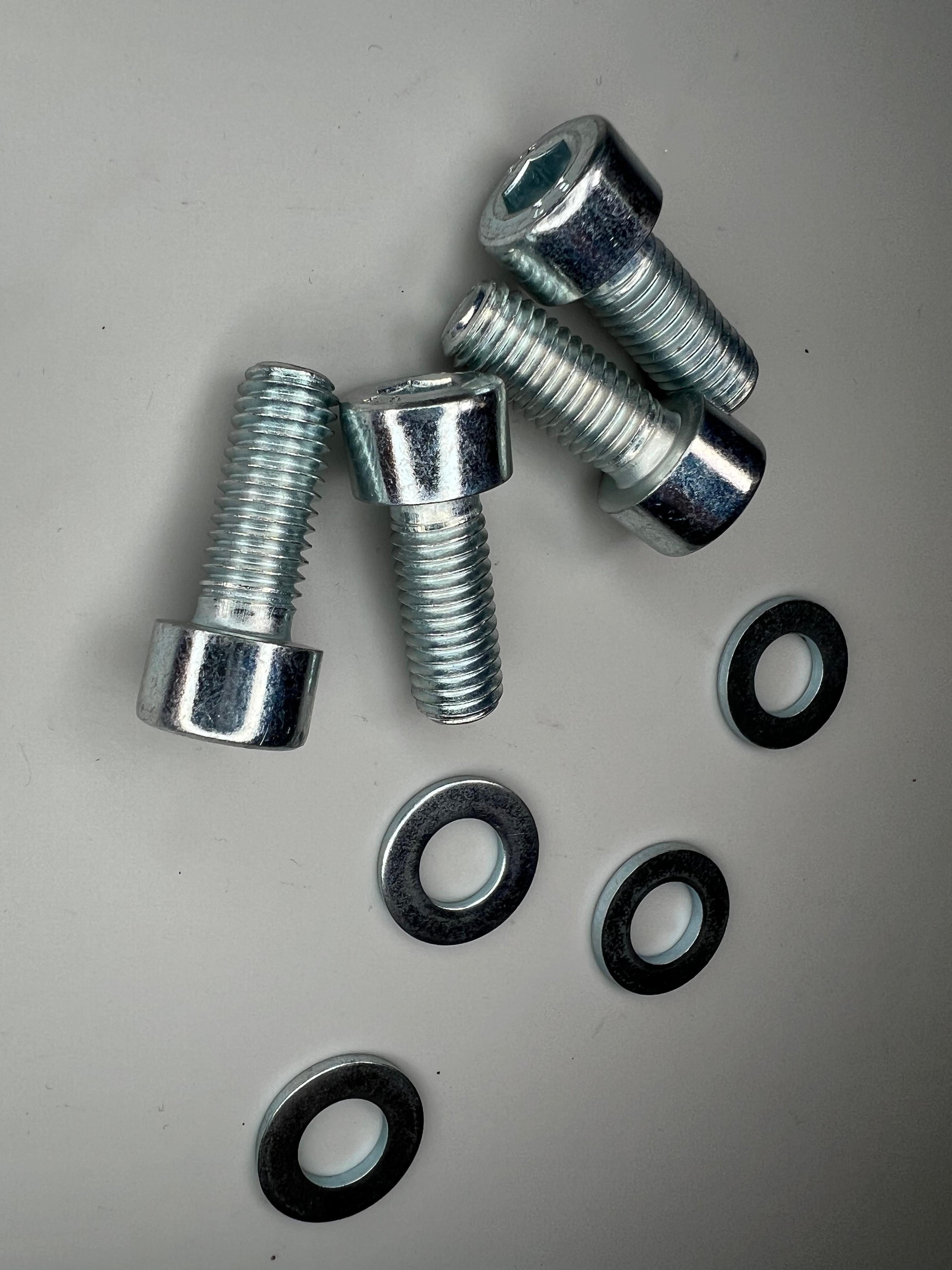 Schrauben für die Kurbelwellen Riemenscheibe Polo G40 Maße M8X20mm