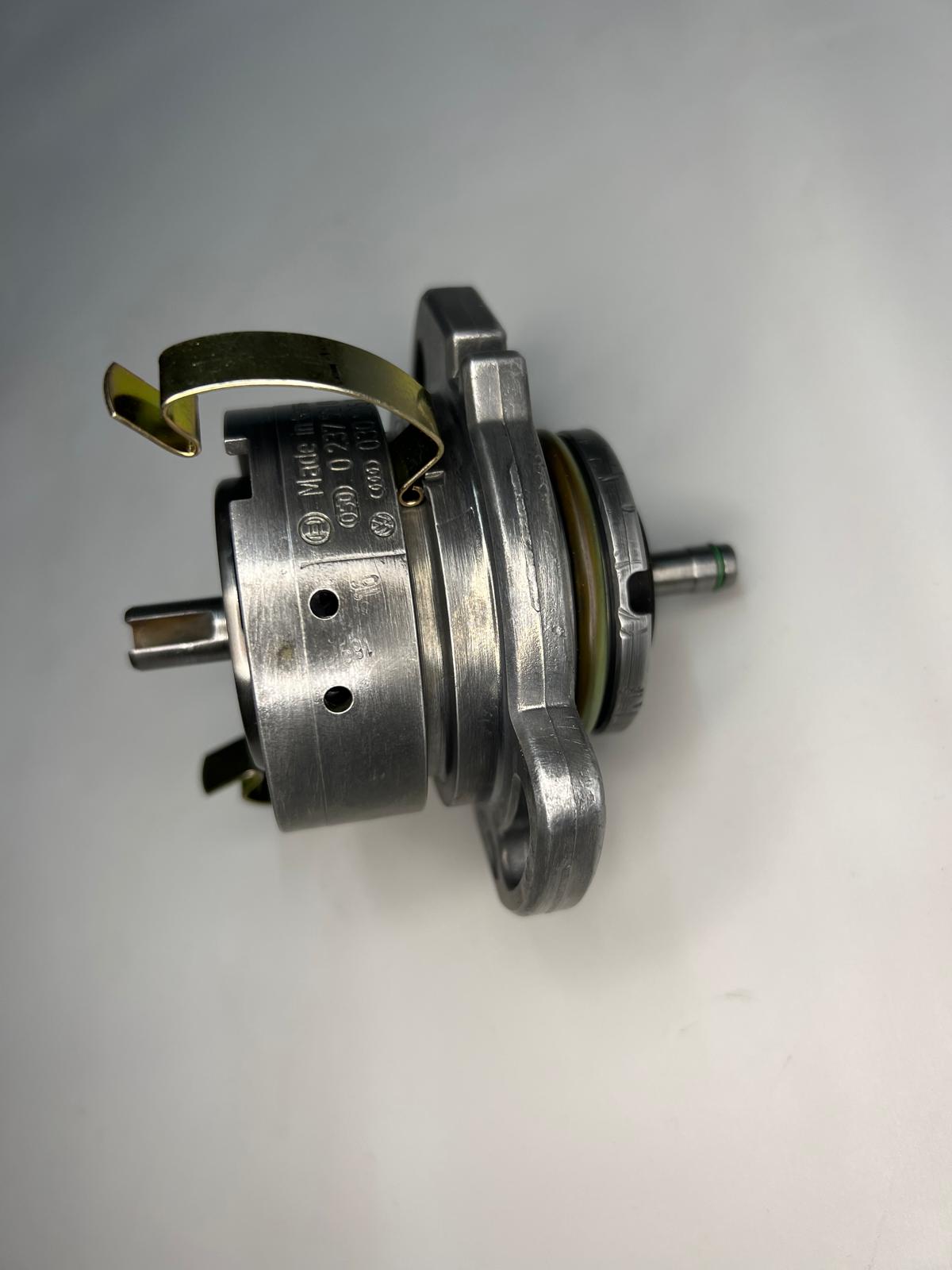Zündverteiler Polo G40 PY Tauschteil 030 905 205T oder von Bosch 0237521048