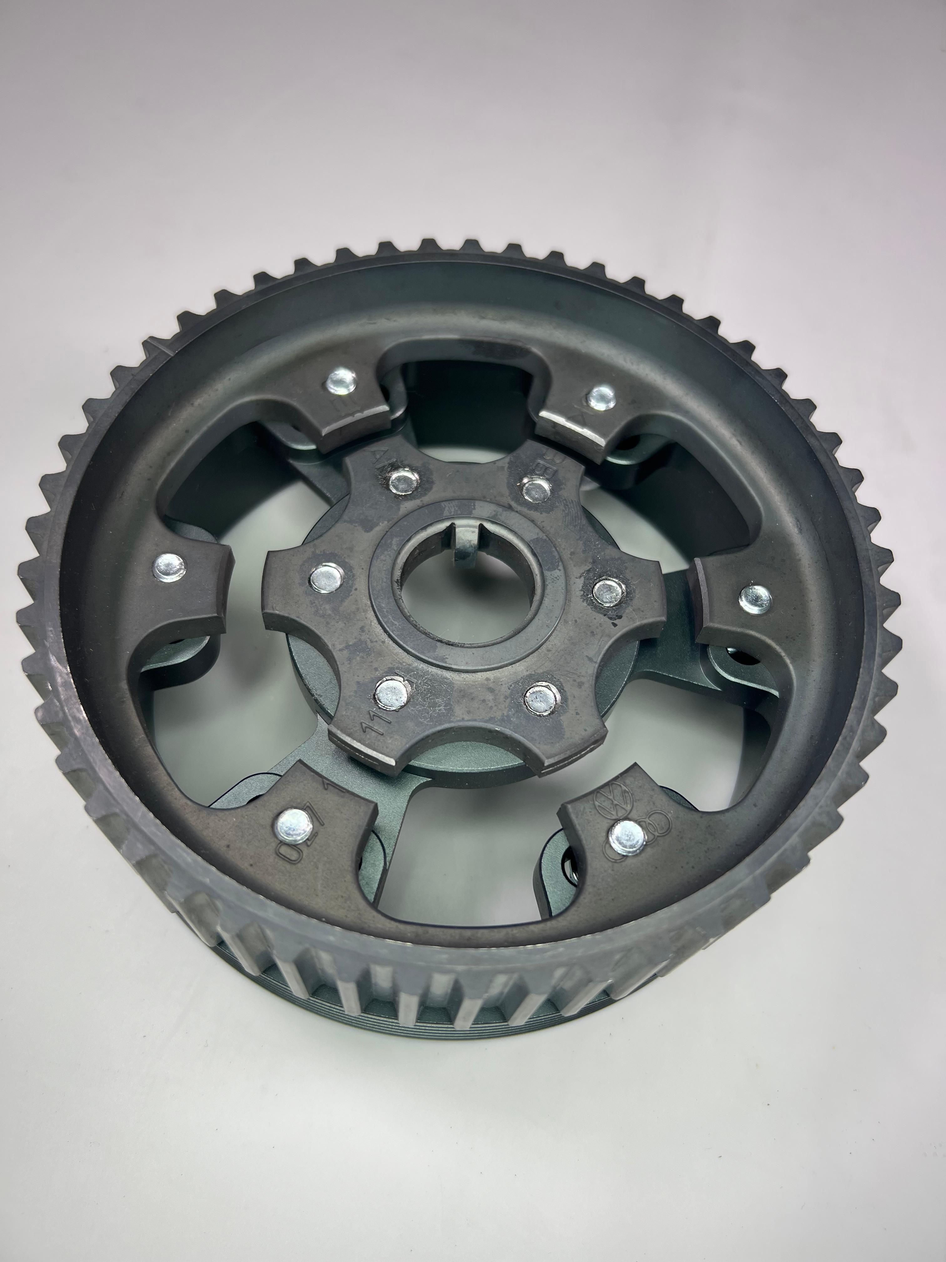 Verstellbares Nockenwellenrad für die 16VG60 Motoren mit 5PK Flachriemenrad zum Generator
