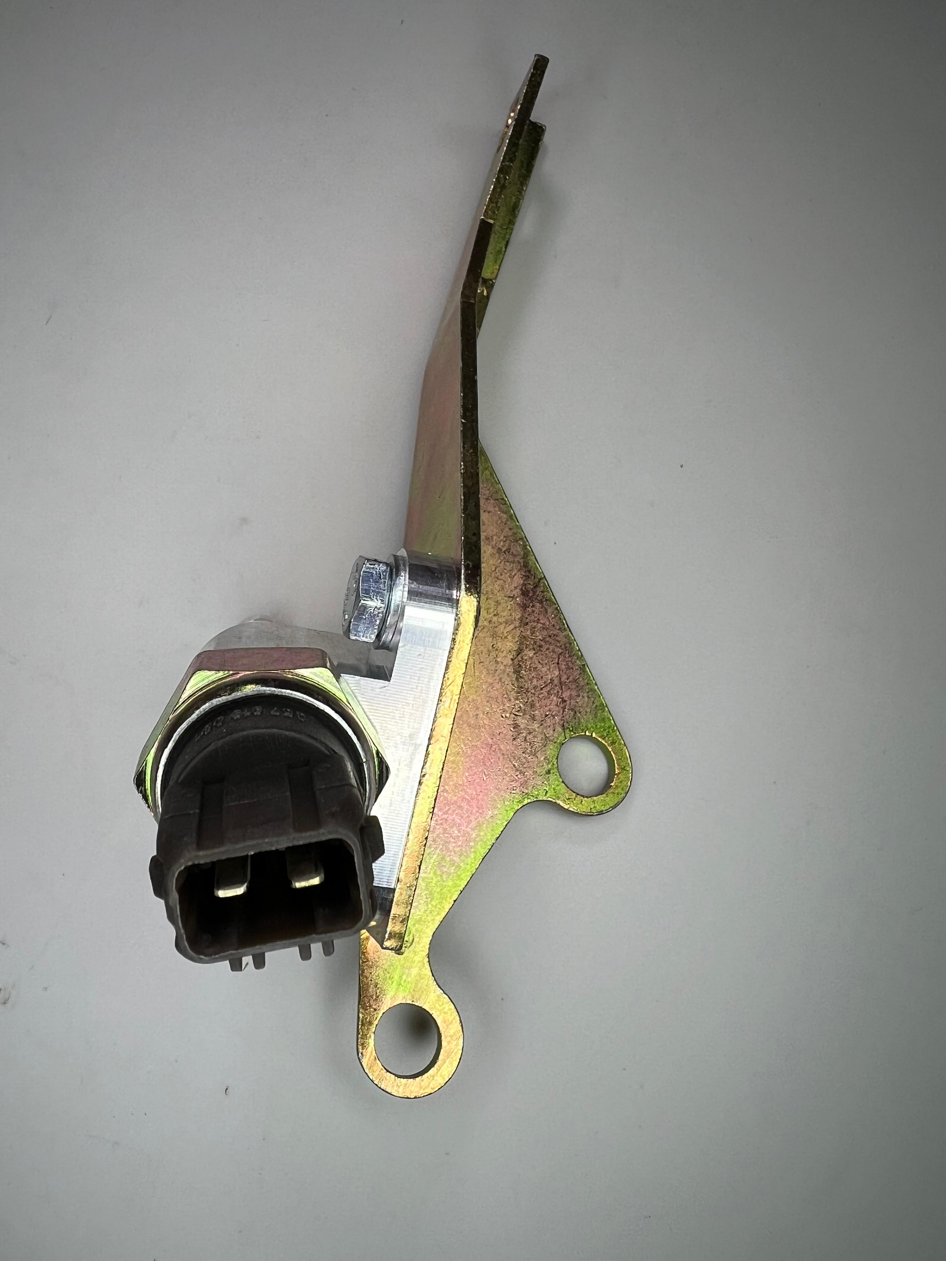 Kraftstoffdruckschalter mit Schalteraufnahme für G60 Motoren
