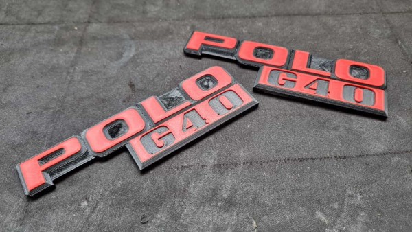 Emblem für den Polo G40 Heckdeckel zum Kleben aus Kunststoff