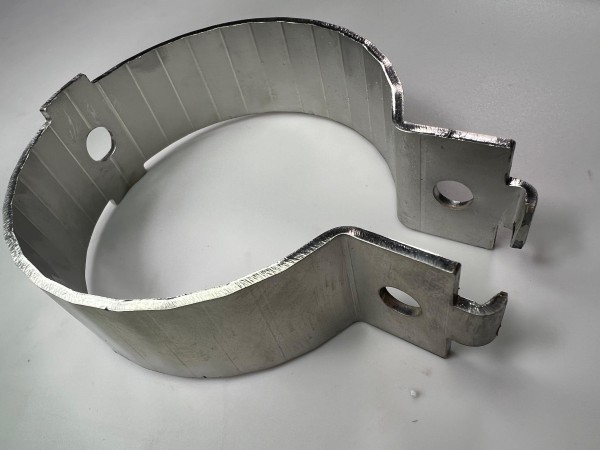 Halteschelle Bügel für den Kraftstofffilter neben dem Tank für Polo G40 Motor