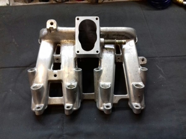 Ansaugrohr CNC bearbeitet für Polo GT 3F Motoren passend auf den G40 Zylinderkopf