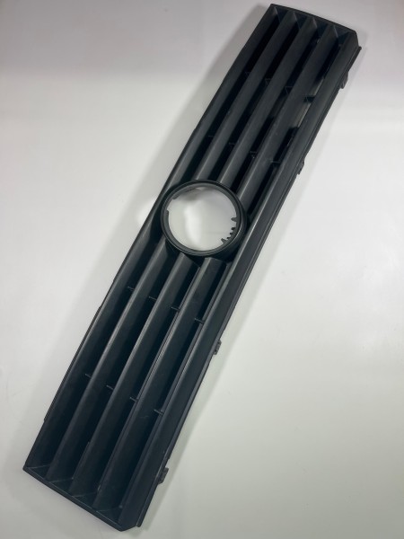 Kühlergrill Polo III G40 mit der original Teilenummer : 867 853 653 G