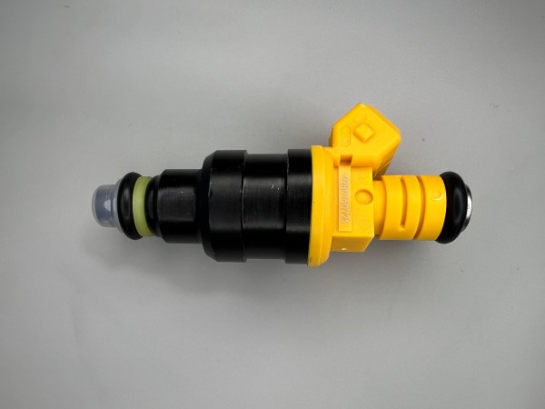 Polo G40 Einspritzdüsen von Bosch mit 154 ccm3 original Teilenummer : 0 280 150 721 
