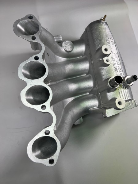 Ansaugrohr für die G60 Motoren geschnitten und mit Ansaugtrichtern bearbeitet 