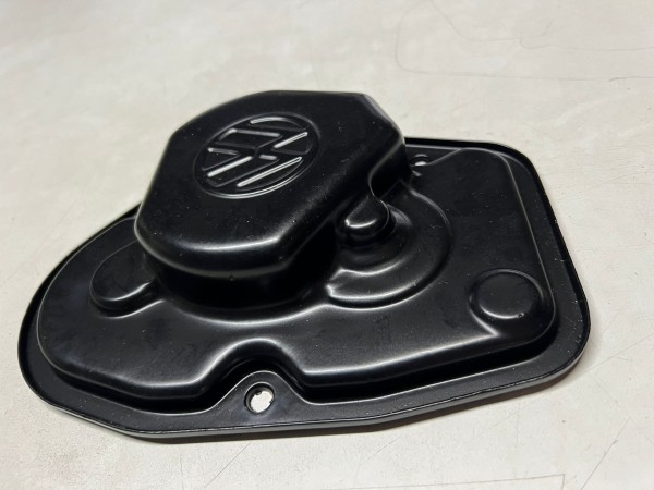 Getriebedeckel Abdeckung aus Blech für die 085 Getriebe Polo Getriebe für Polo G40 Neuteil Original Teilenummer: 085 301 211