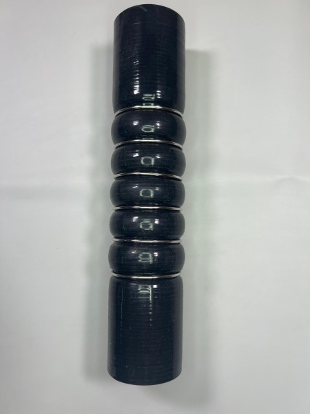 Polo G40 Ladedruckschlauch (ID 55 mm, lang) vom Lader zum Ladeluftkühler, schwarz gewellt